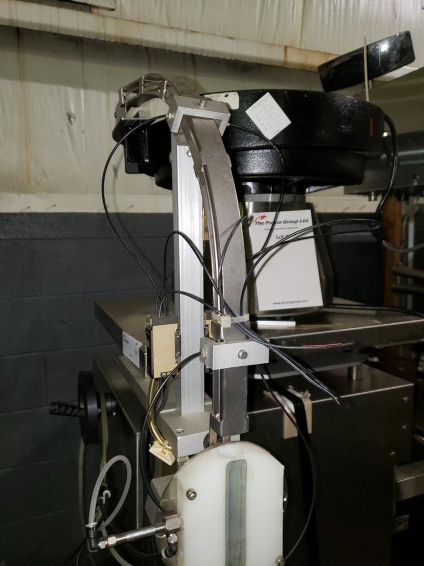 Kalish desiccant inserter, model 5329 with vibrating bowl feeder on stand, serial# 0015. - Image 8 of 8