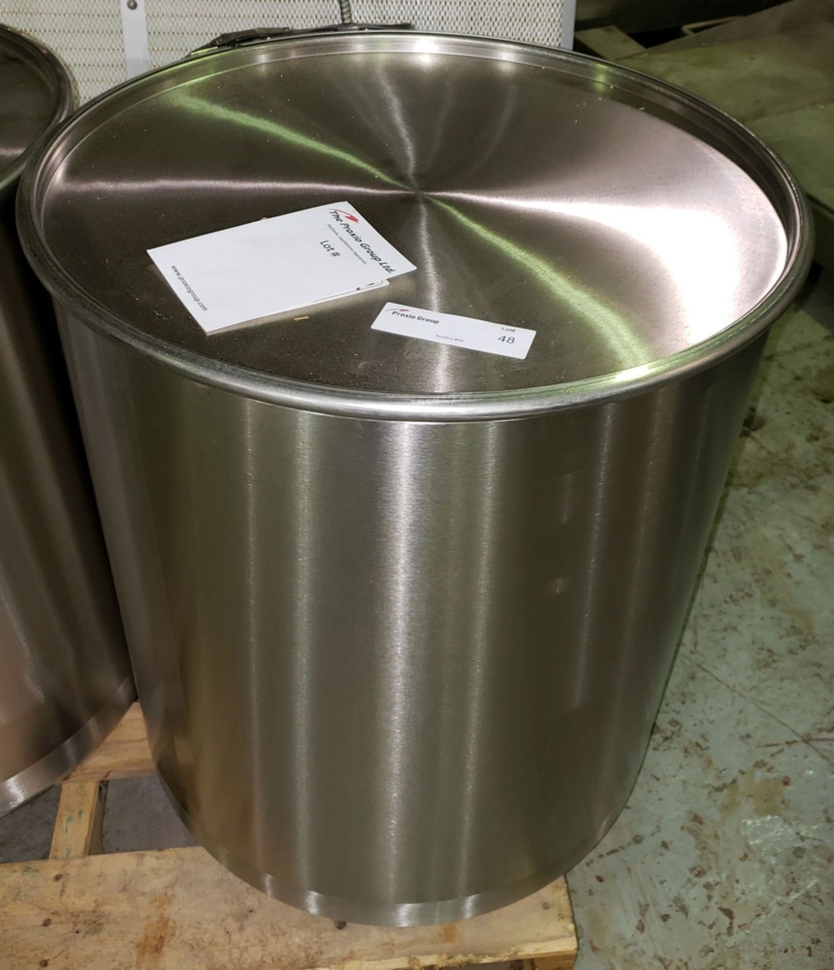 Servolift Mixing Bin, s/s construction, 22" diameter x 24" straight side