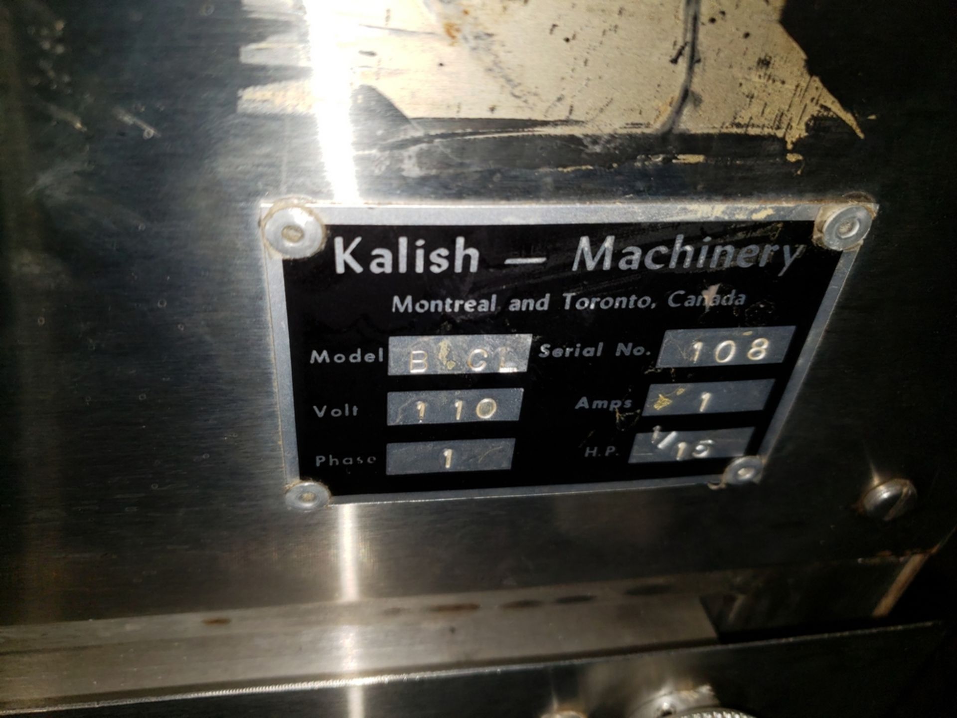 Kalish inline bottle cleaner, model B-CL, cleans by dry air blast and vacuum assist, set up for 4 - Image 8 of 10