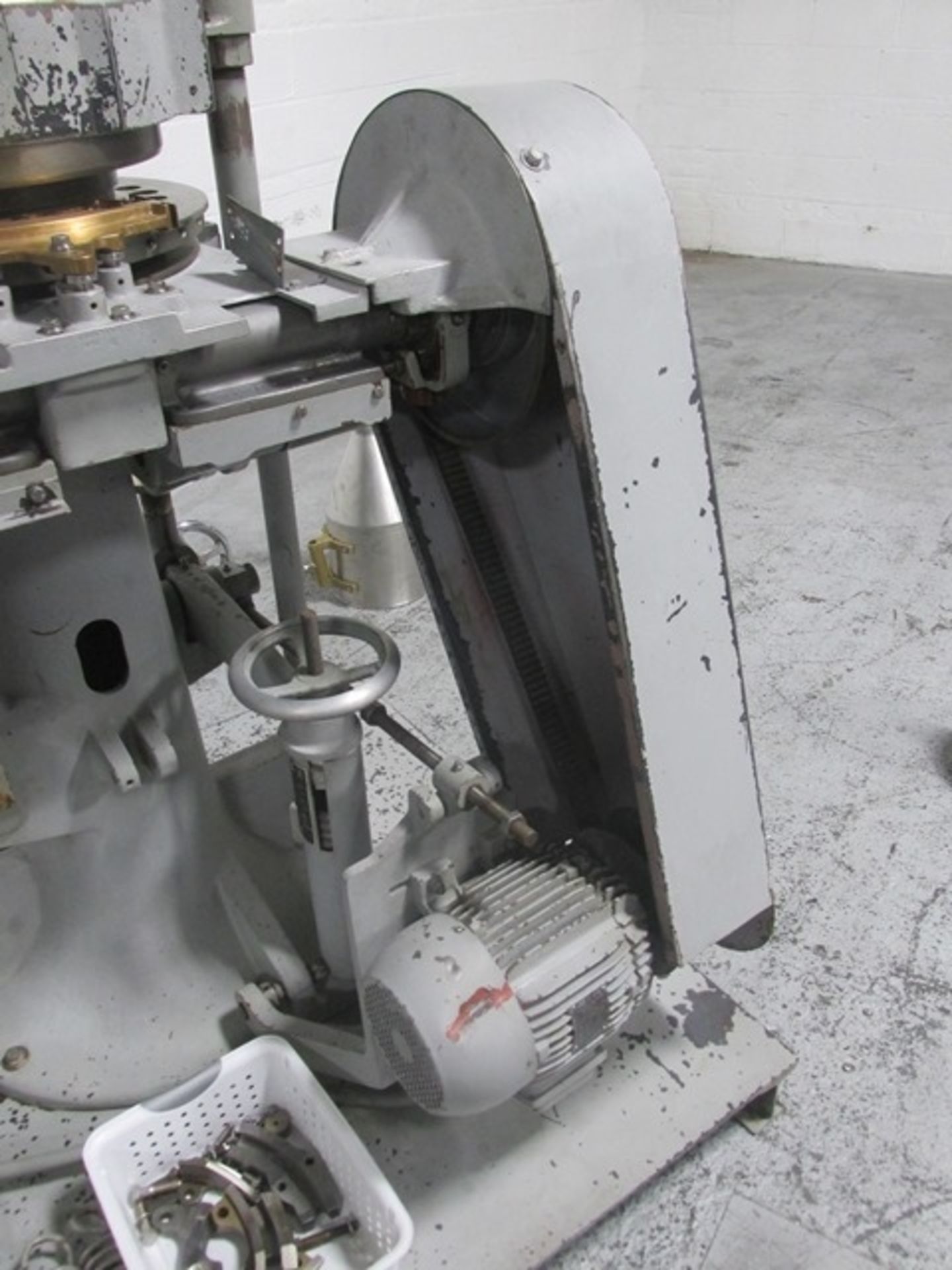 Stokes rotary tablet press. model 900-513-2, 27 station, double sided, keyed upper punch guides, - Image 9 of 16