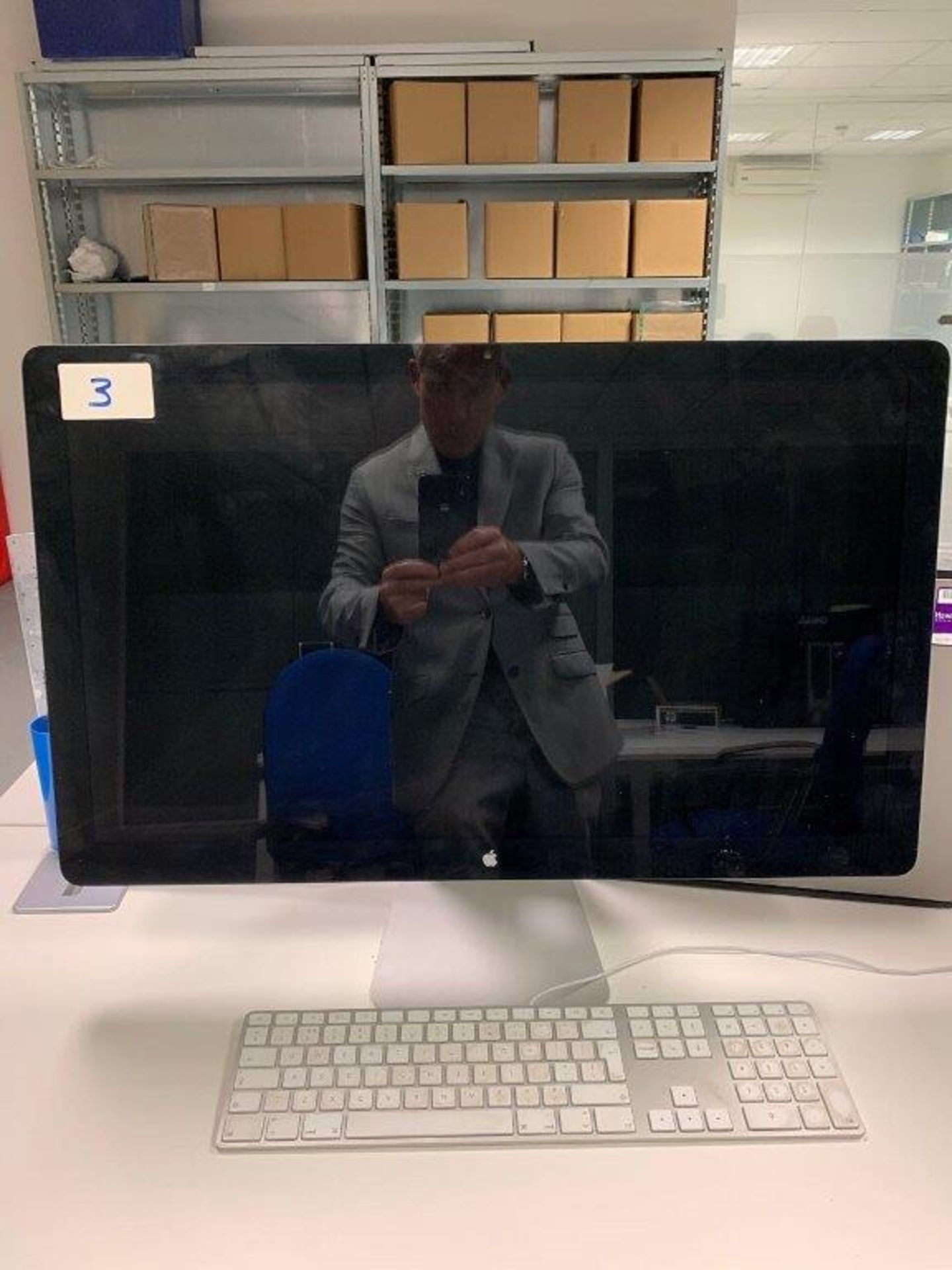 Apple 27'' Thunderbolt Display - Bild 2 aus 4