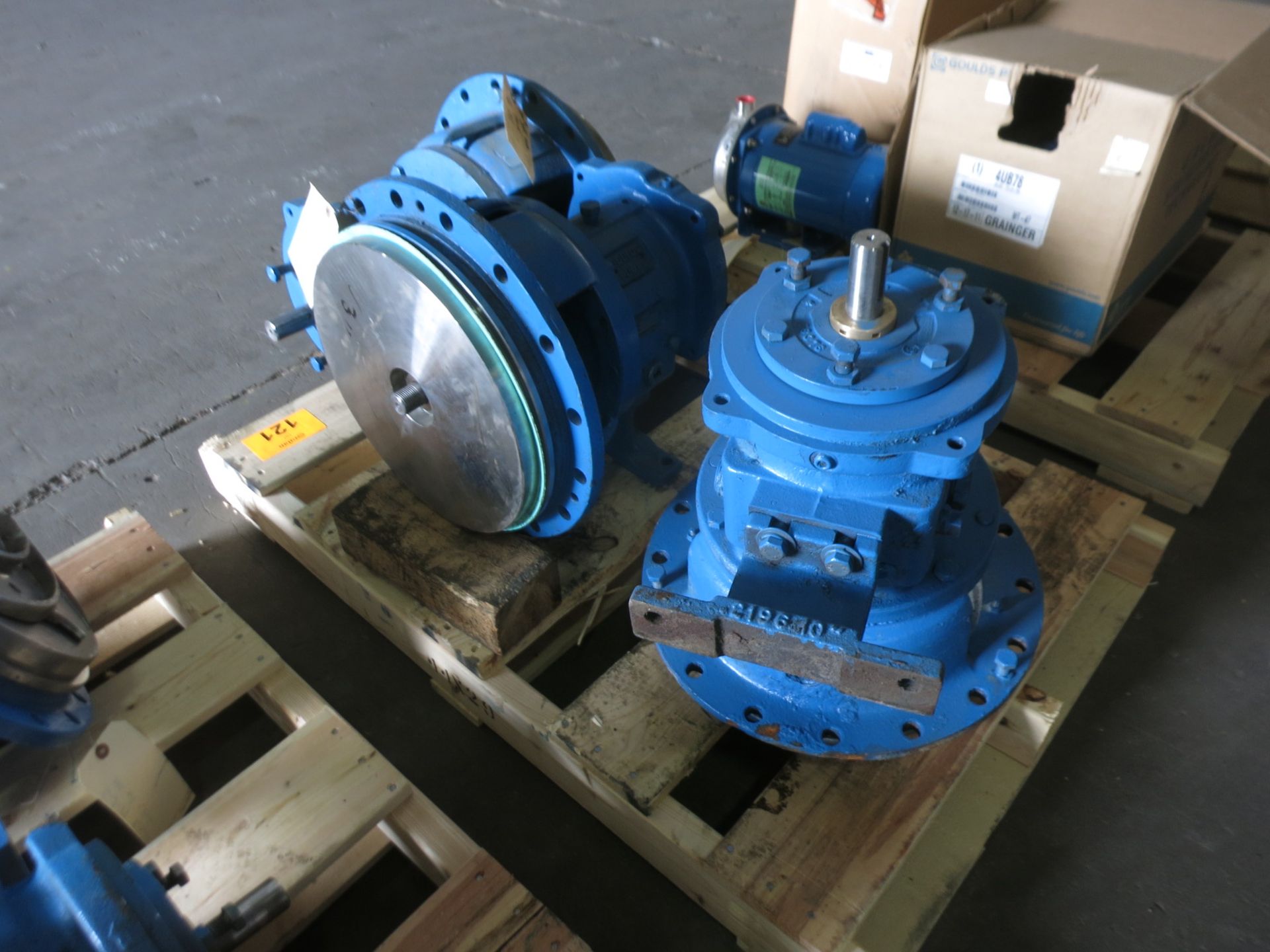 Centrifugal Pumps - Image 3 of 3