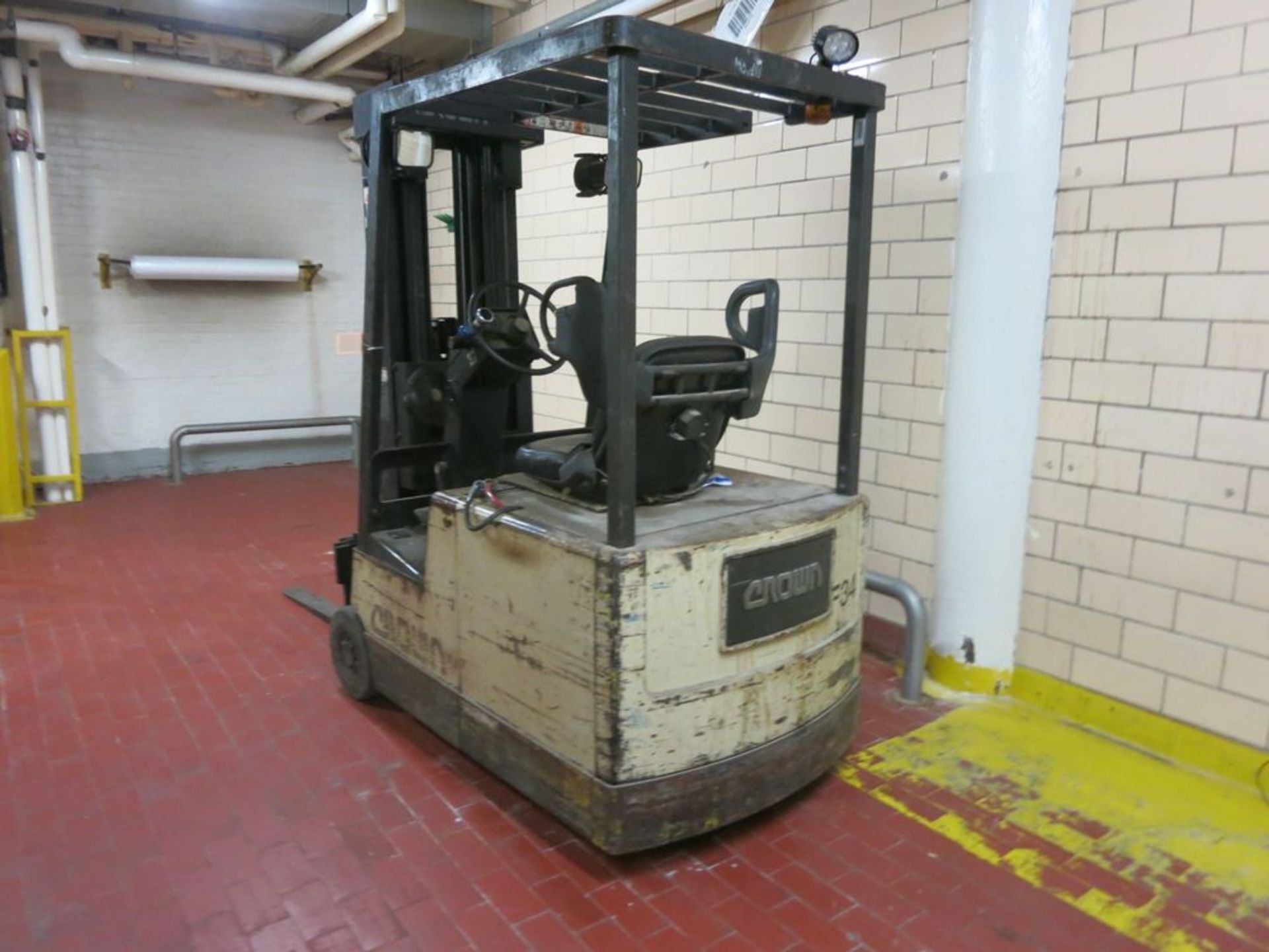 Forklift - Image 2 of 2