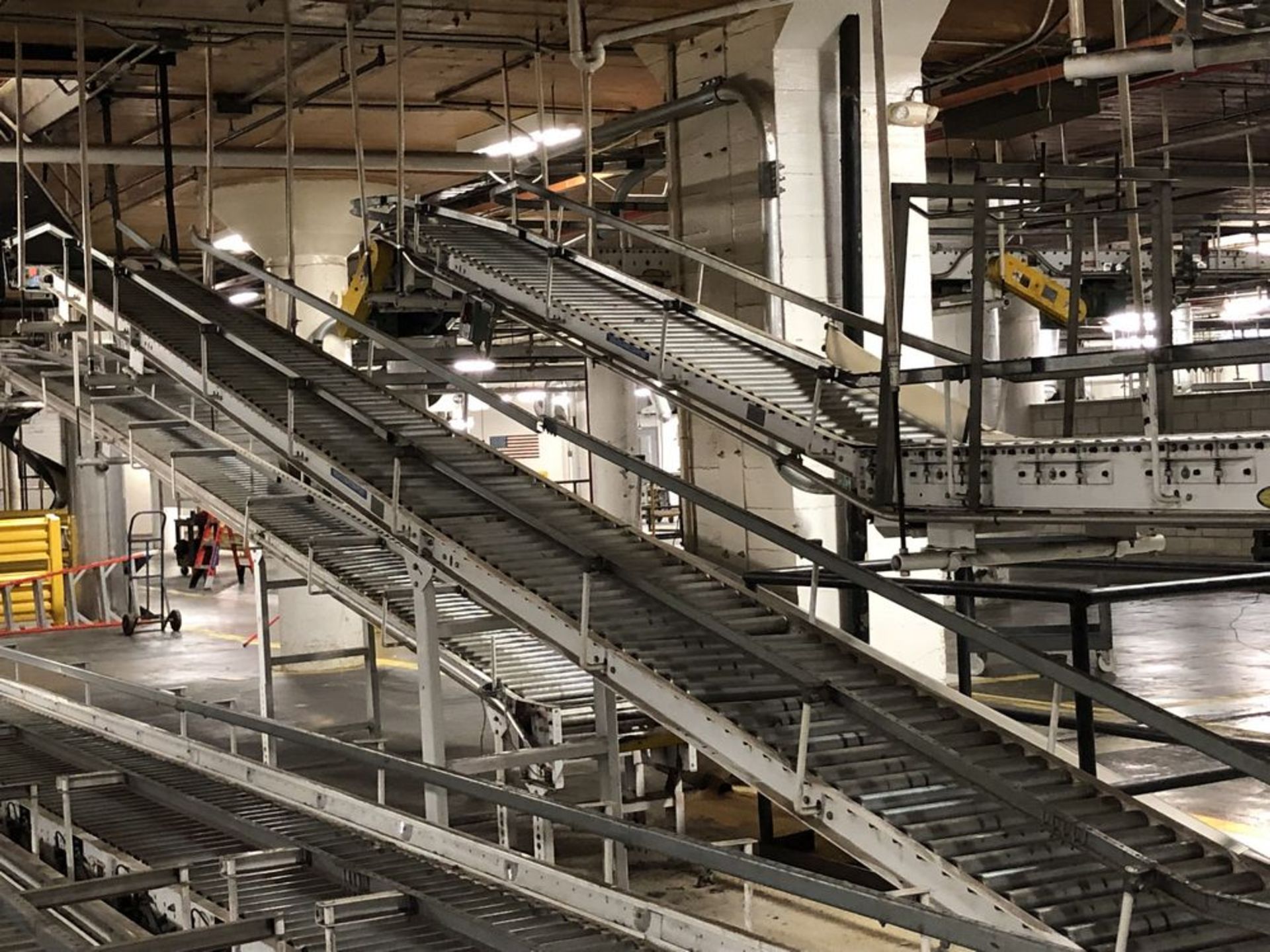 Case Conveyors - Image 4 of 5