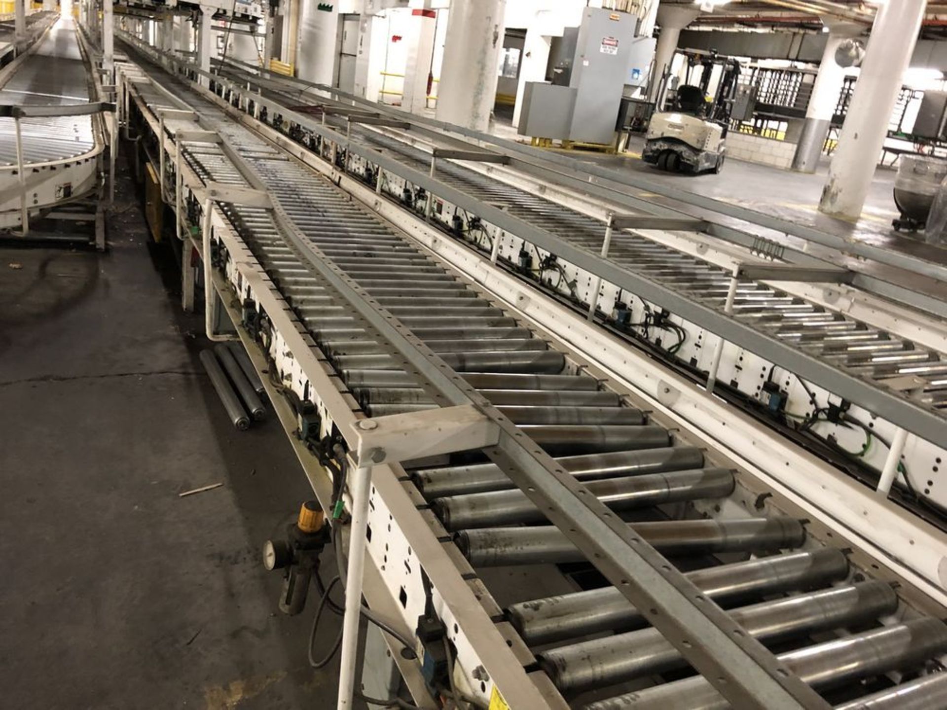 Case Conveyors - Image 3 of 5