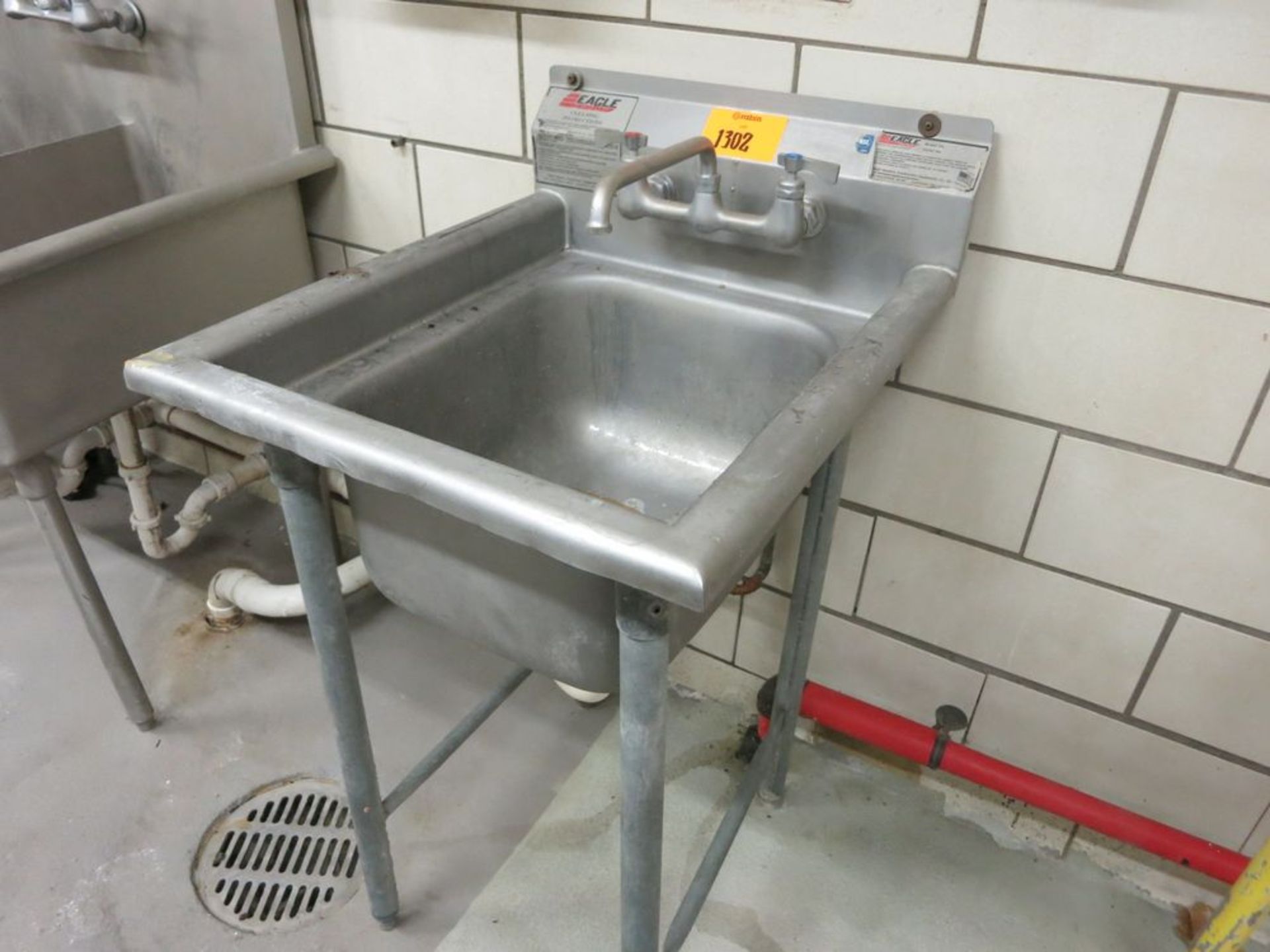 Sinks - Image 2 of 2