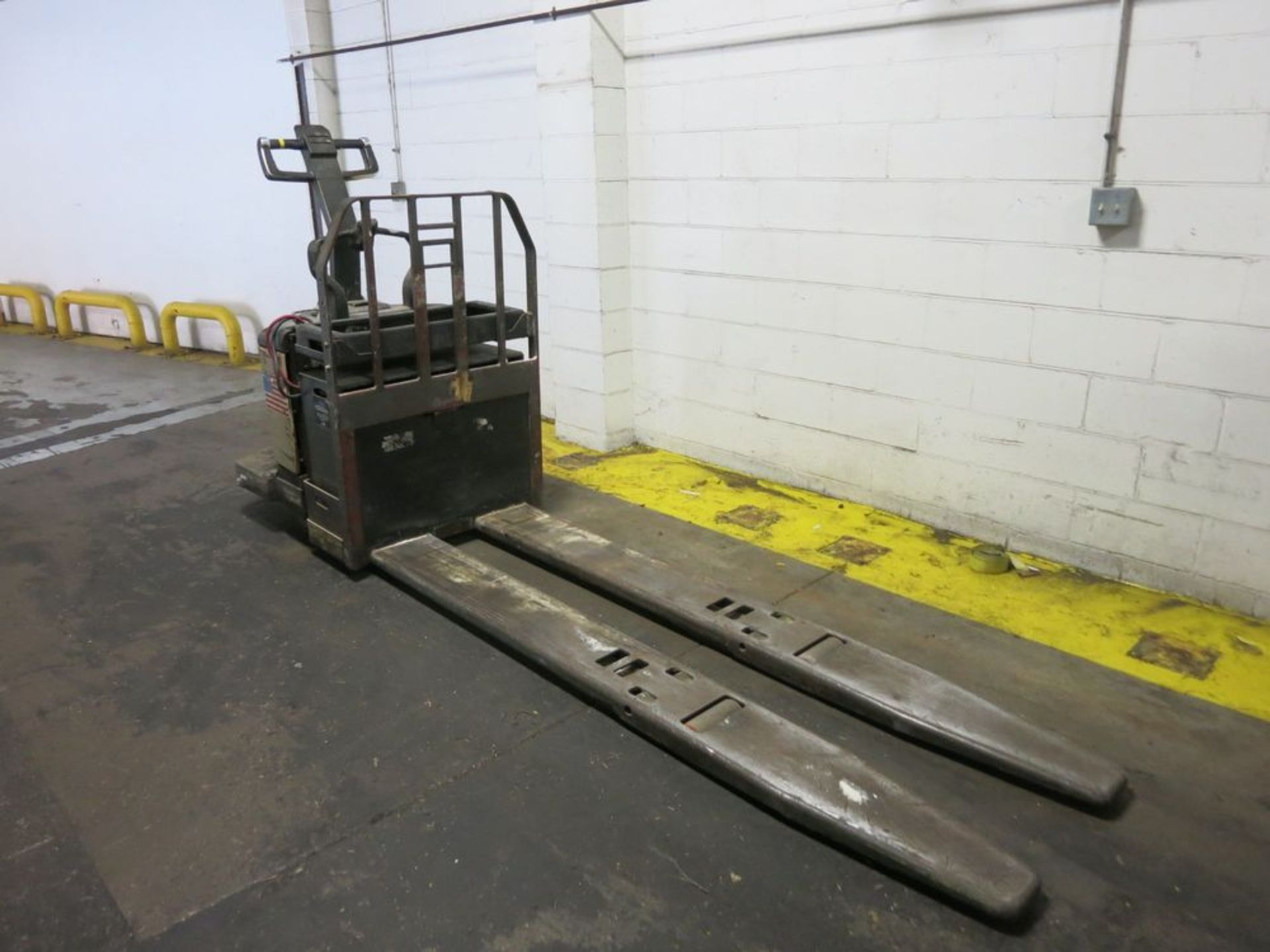 Pallet Jack - Image 2 of 2