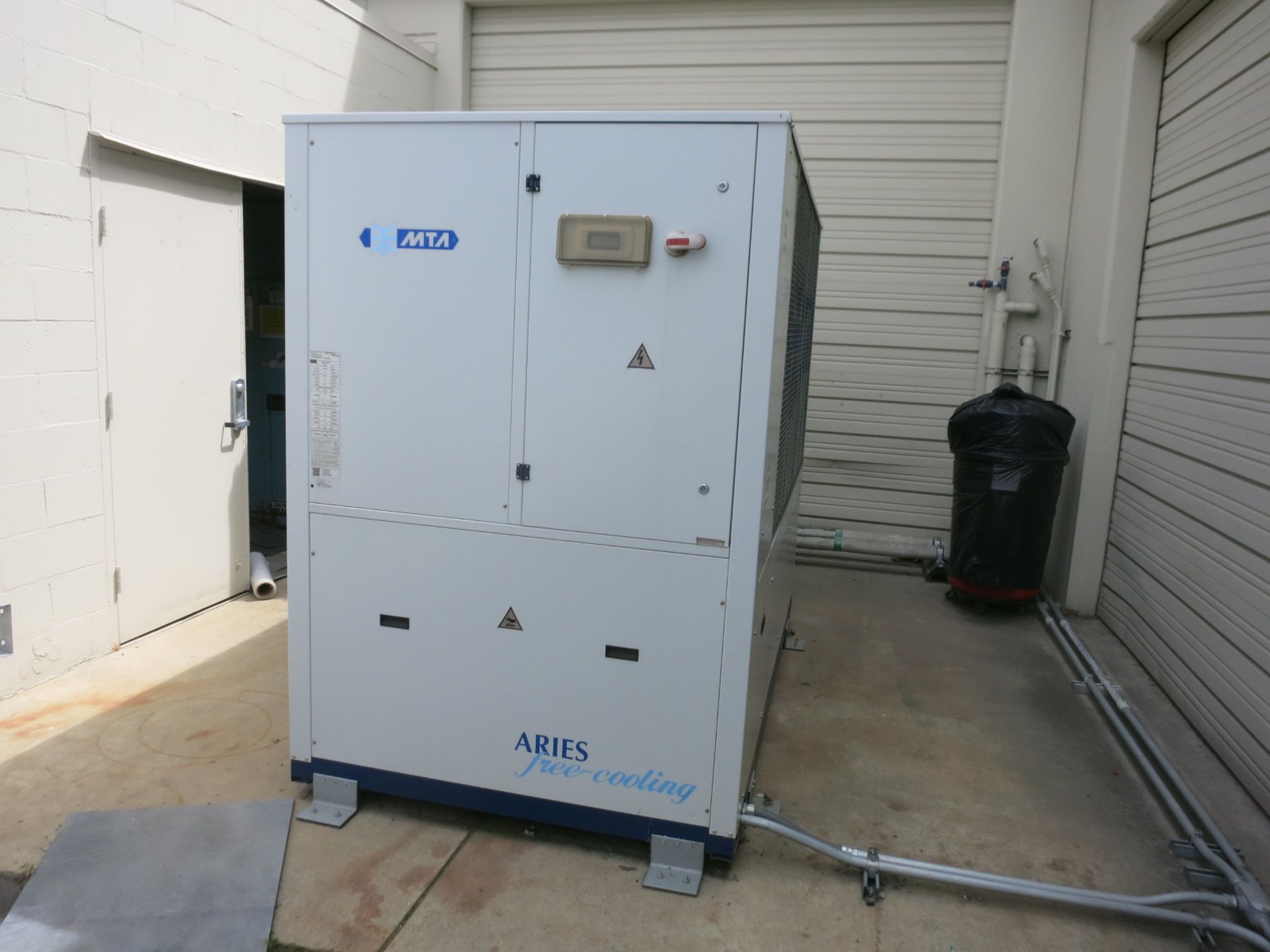 Water Chiller - Image 4 of 10