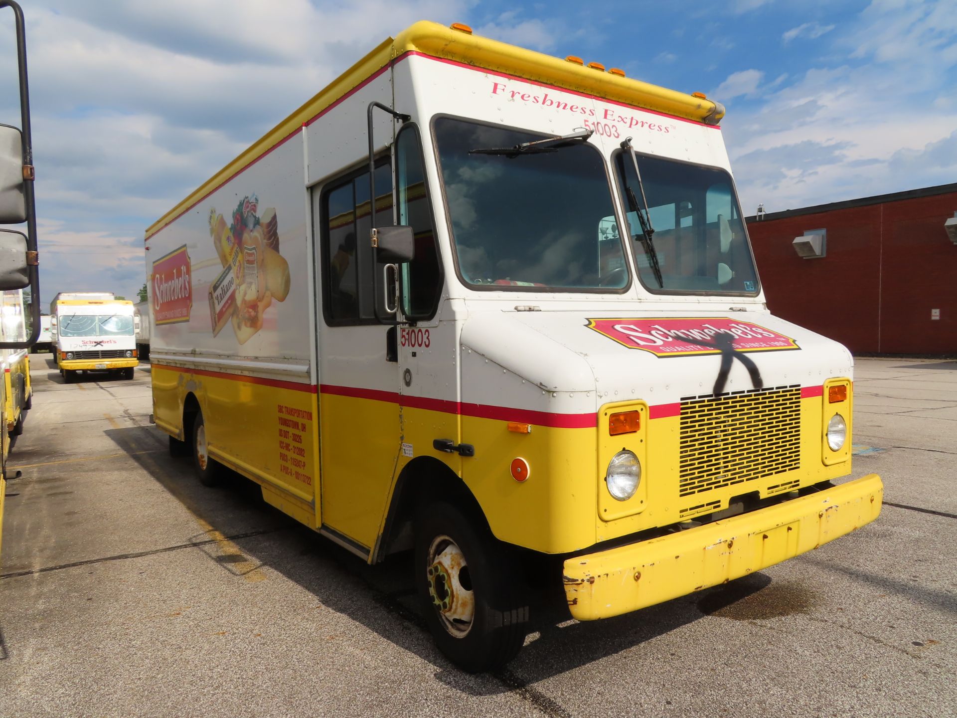 2003 Grumman Olsen Stepvan truck - Image 2 of 4