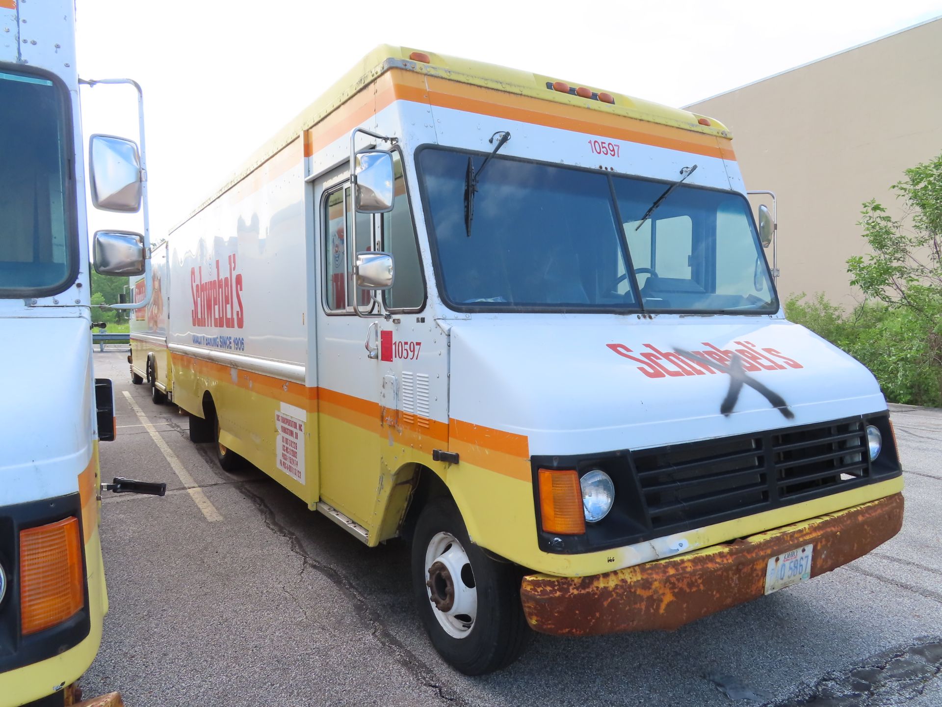 1997 Grumman Olsen Stepvan truck, 1 axle, VIN: 1GBHP32YXV3311979, Lic. PAO5867, 18' box with - Image 2 of 4