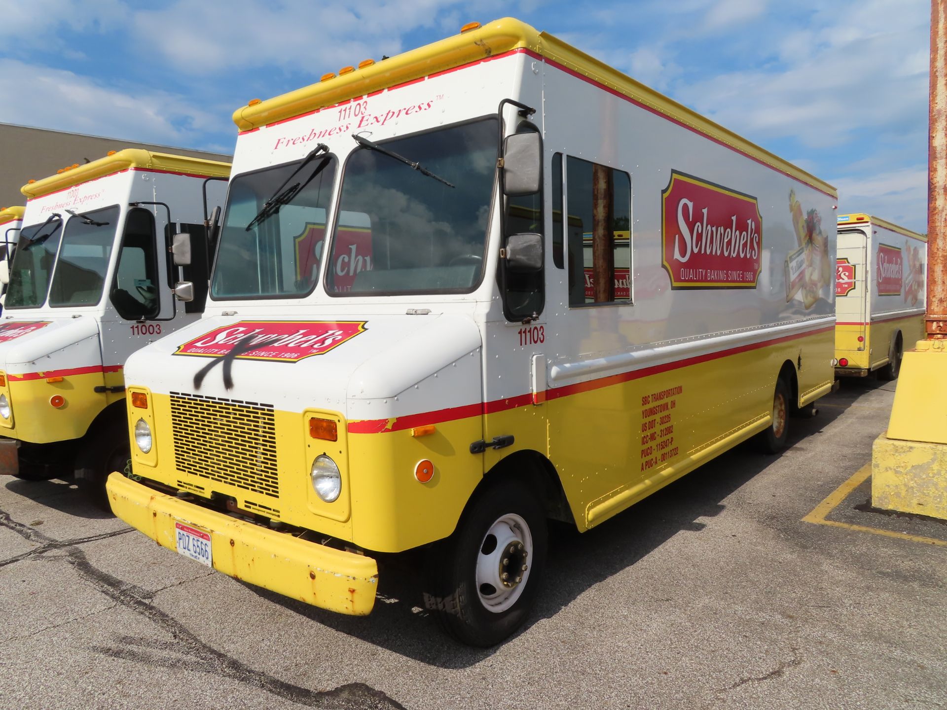 2003 Grumman Olsen Stepvan truck