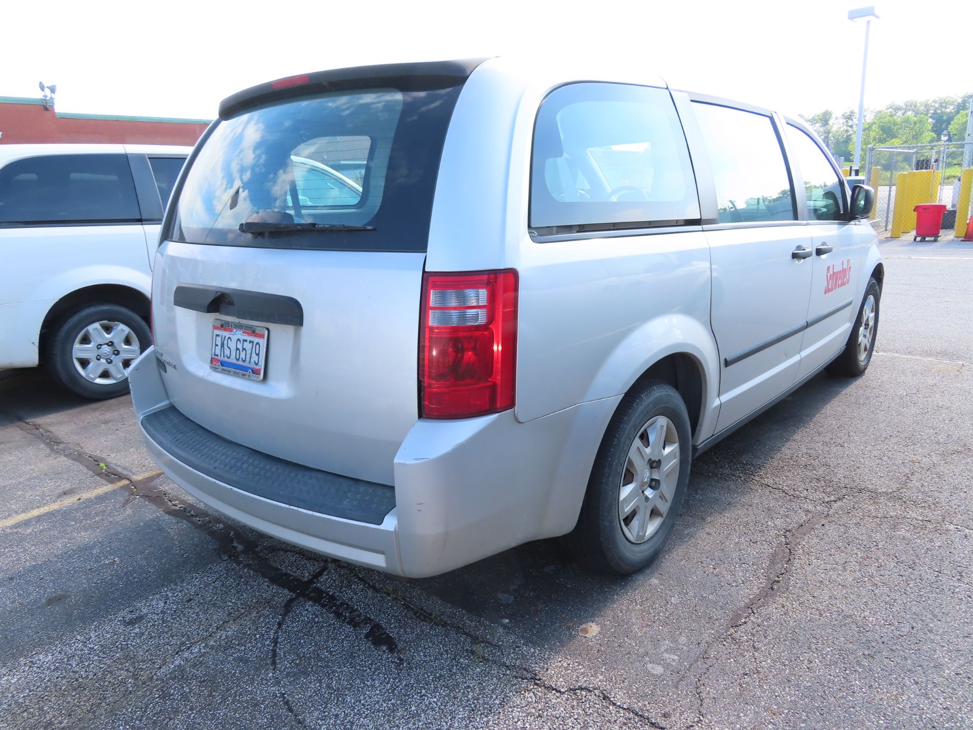 2008 Dodge Van, model Grand Caravan, VIN: 1D8HN44H48B125760, gas engine, auto transmission, 291, - Image 3 of 3