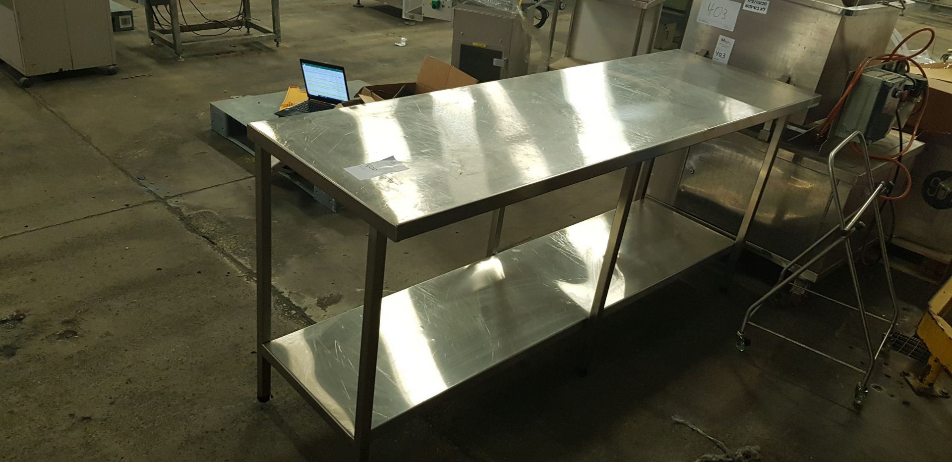 Table length 1900mm width 600mm height 900mm