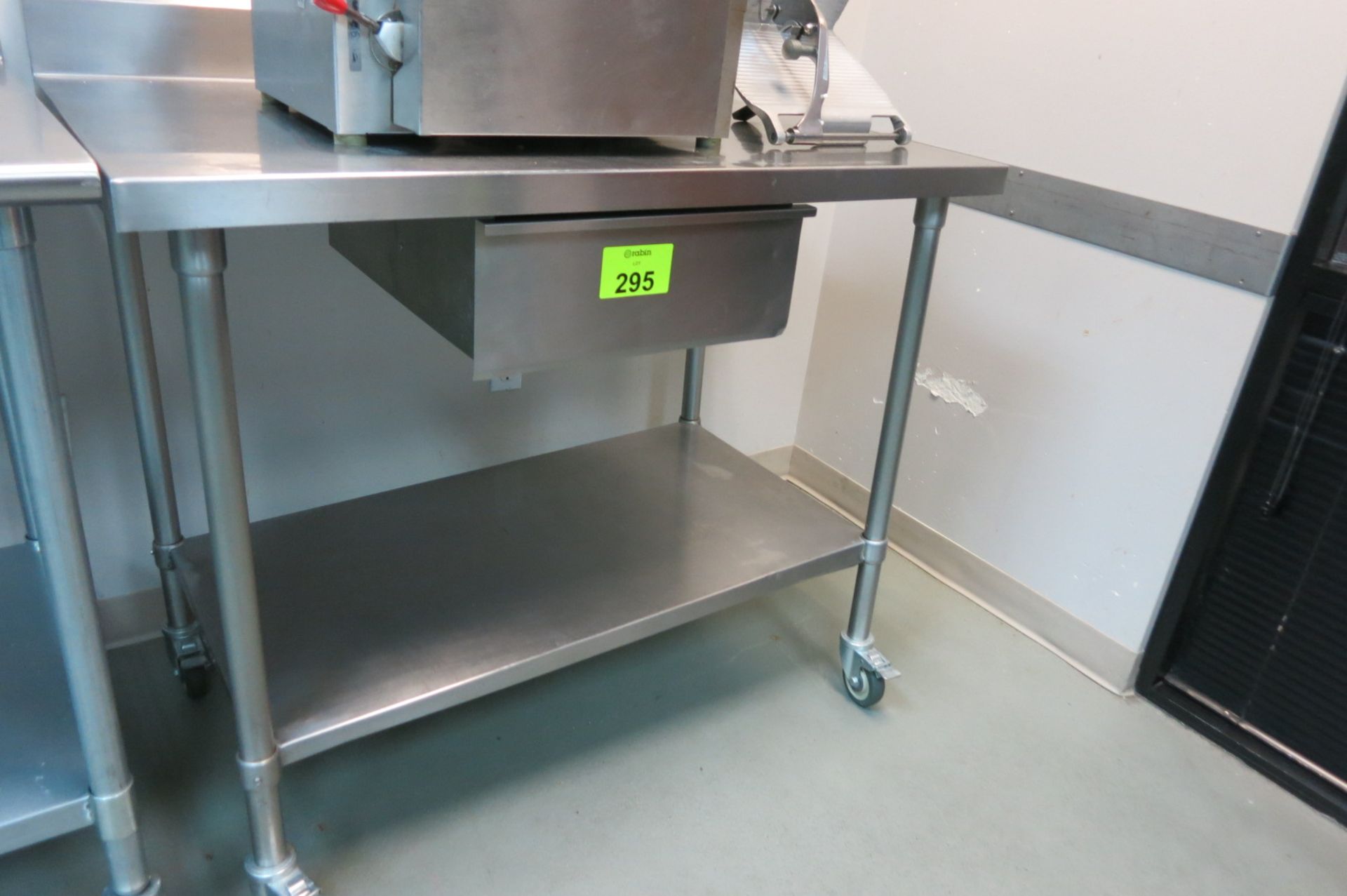 Stainless Workstation