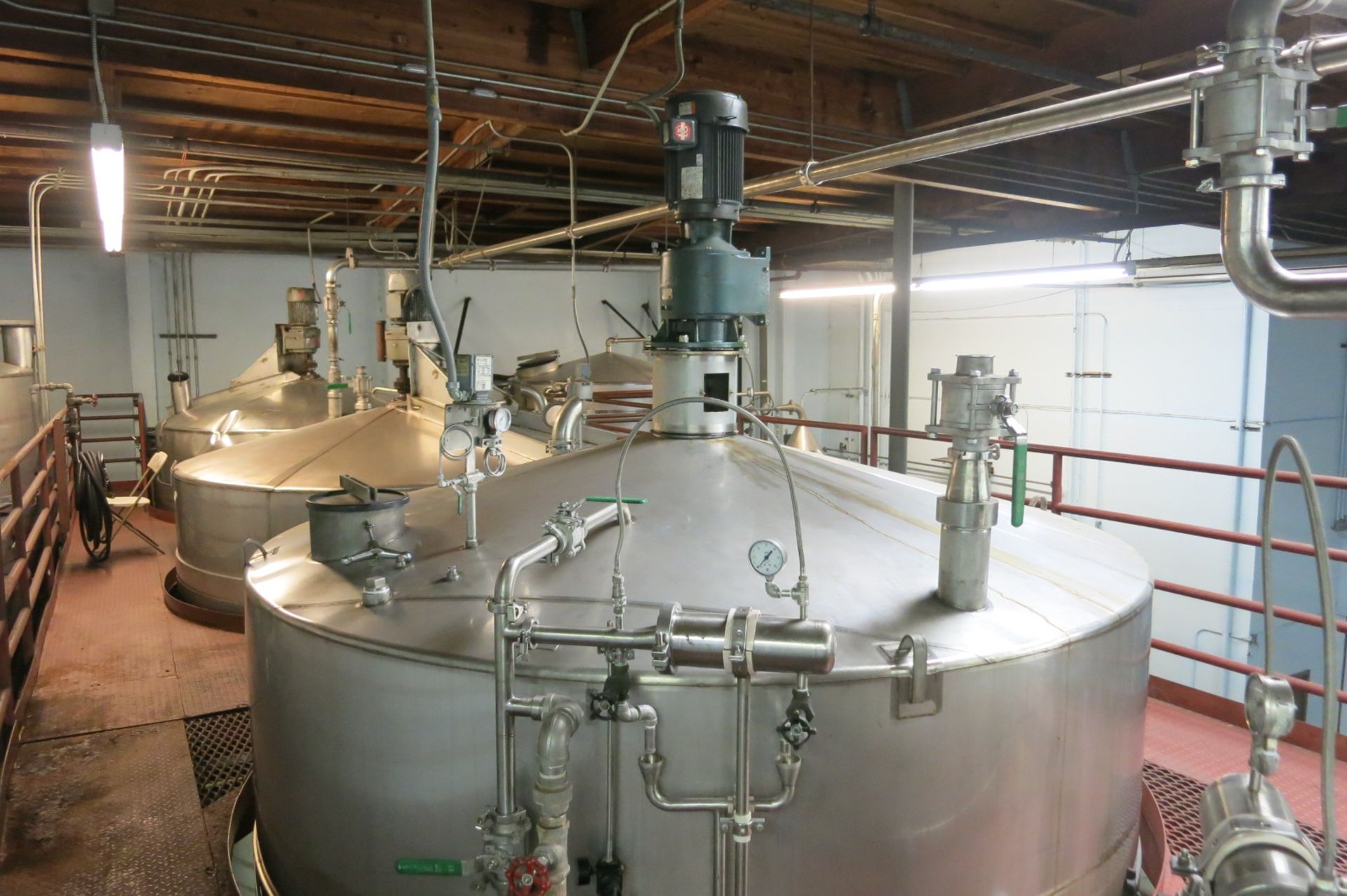 Fermenting Tank - Image 5 of 7