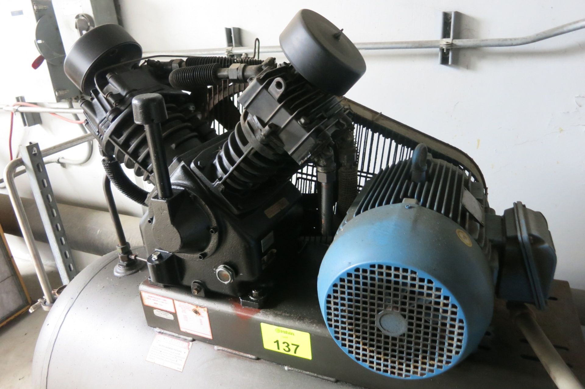 Air Compressor - Image 2 of 2