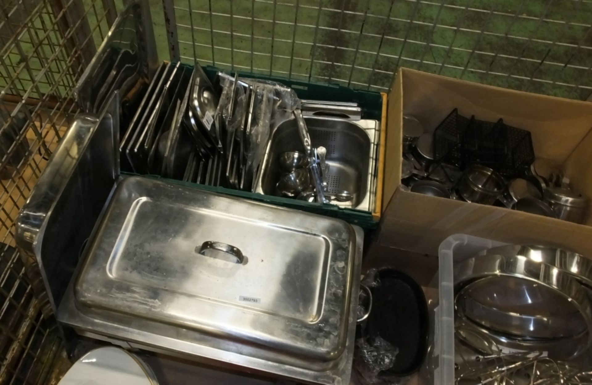 Gastronorm Pans, Utensils, Serving plates, Containers, - Image 2 of 5