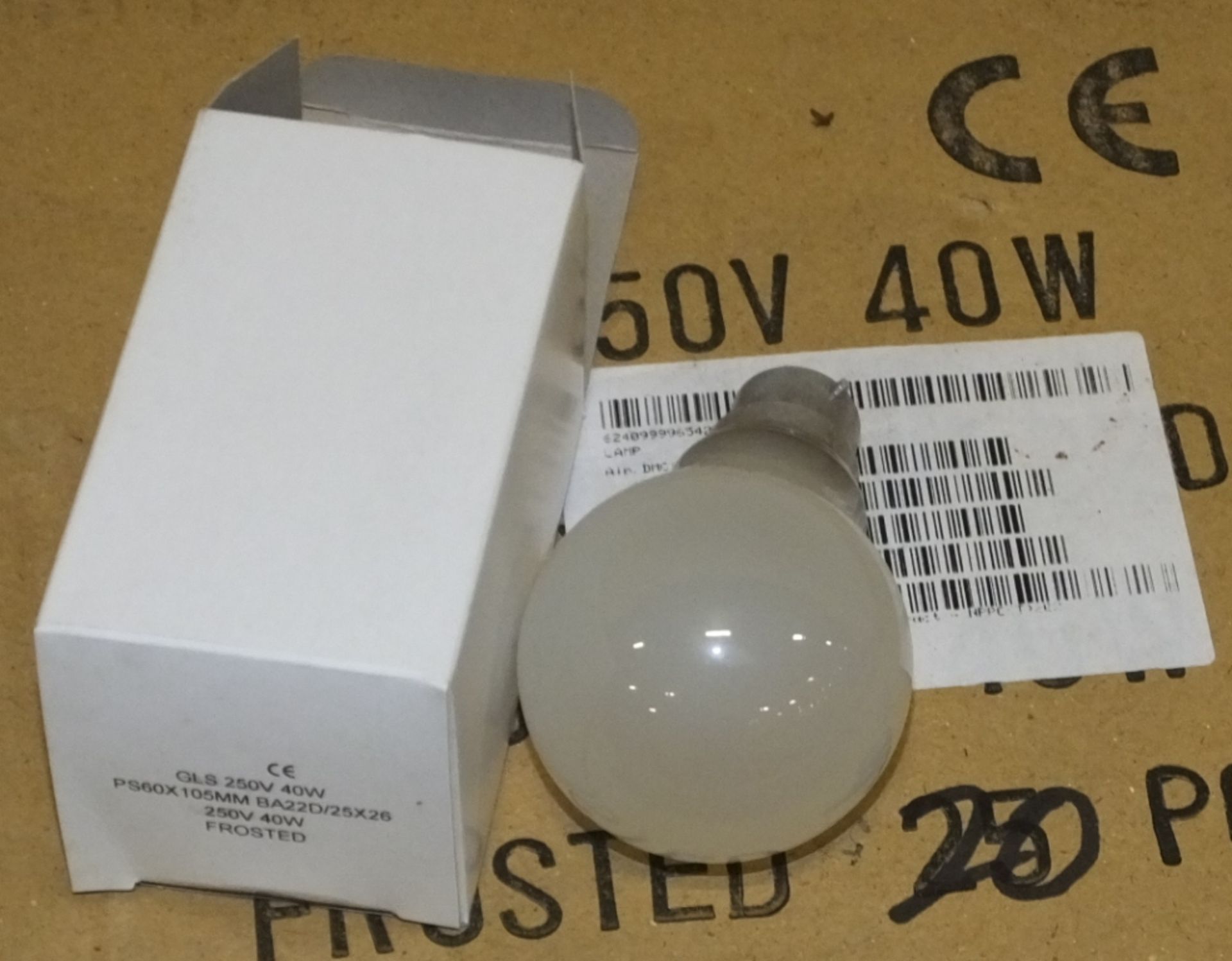 300x 40W BC Light bulbs - Image 2 of 2