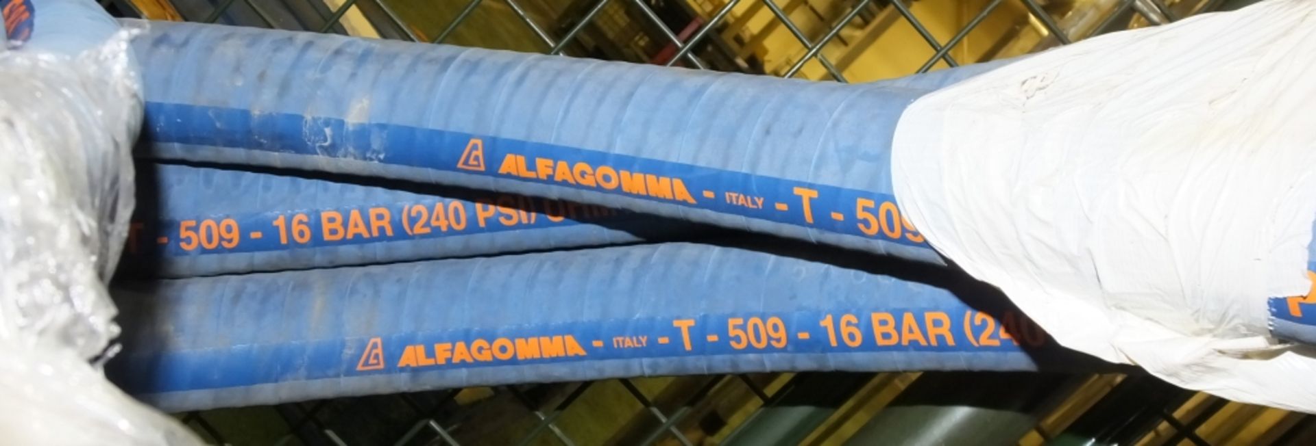 4x Heavy Duty Hoses - including Alfagomma T-509 (240 PSI) chemical - Image 4 of 4