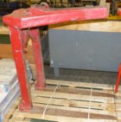 Forklift attachment lifting frame