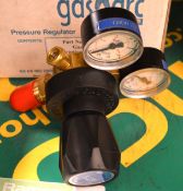 Two Stage Two Gauge Oxygen Regulator.