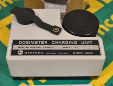 Dosimeter Charging Unit Model 4800.