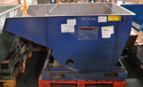 Slingsby Forklift Bin Attachment - Capacity 1 tonne.