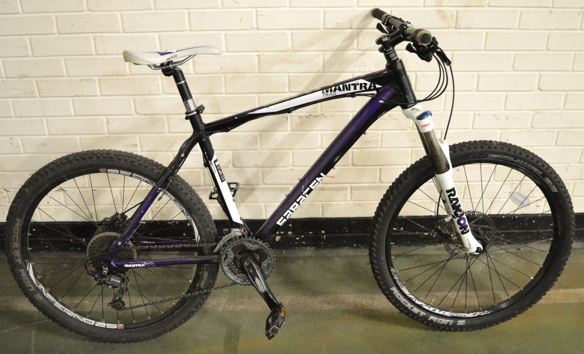 Saracen Mantra Trail Mountain Bike.