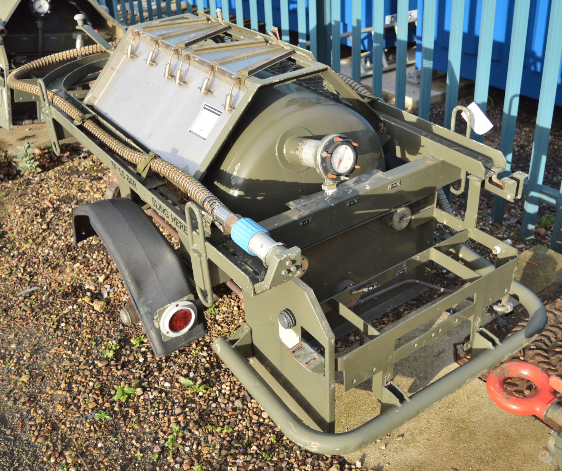 Liquid Oxygen Replenishment Trolley 100 ltr - 2 wheels missing. - Image 2 of 3