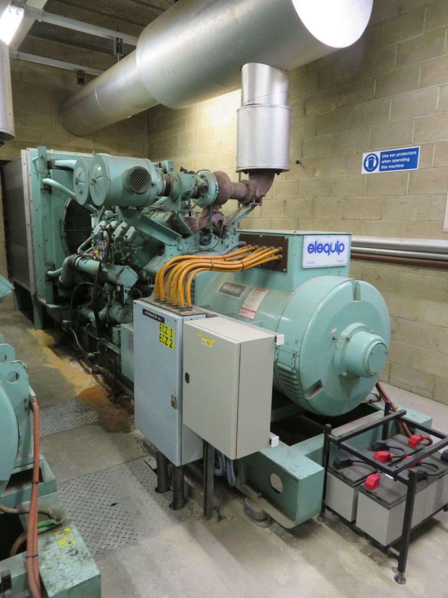 2 X DORMAN SKID MOUNTED EIGHT CYLINDER DIESEL ENGINE 440KVA GENERATORS - Image 5 of 21