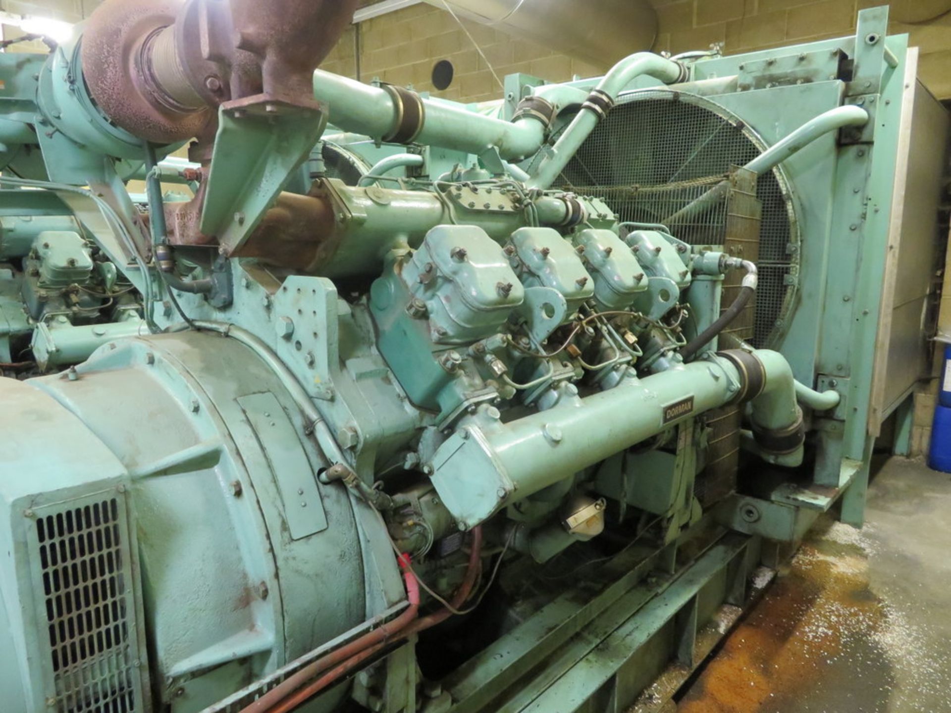 2 X DORMAN SKID MOUNTED EIGHT CYLINDER DIESEL ENGINE 440KVA GENERATORS - Image 7 of 21