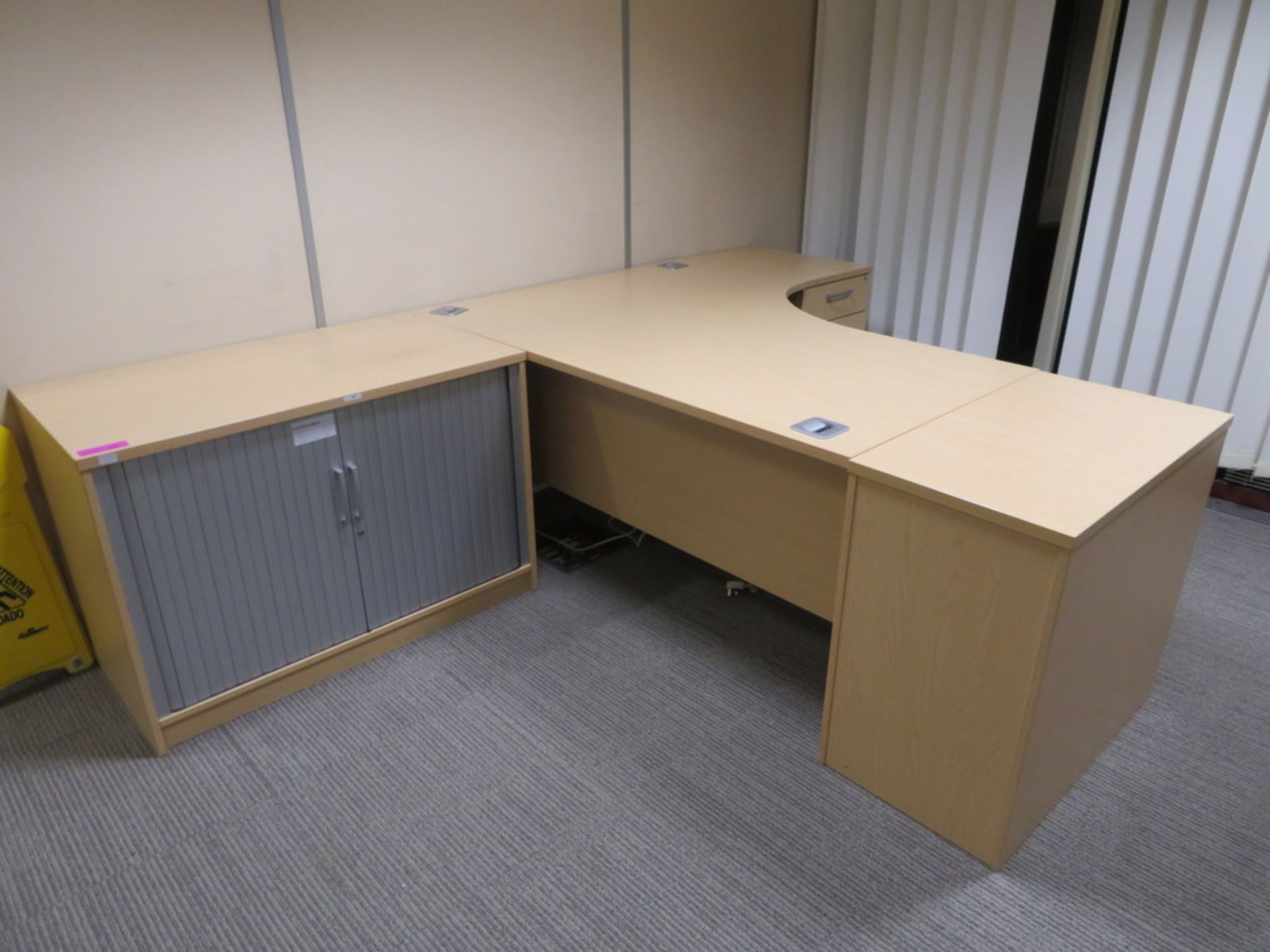 LIGHTWOOD EFFECT L-SHAPED DESK, 2 X THREE DRAWER PEDESTALS - Image 2 of 2