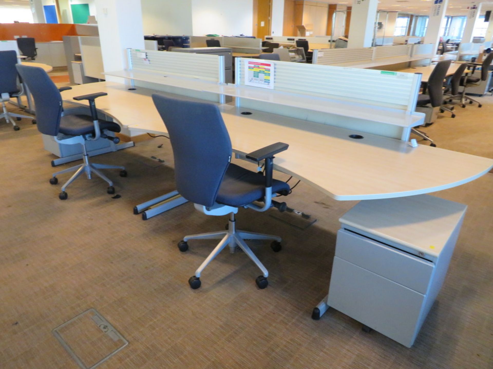 2 X LIGHTWOOD EFFECT CURVED FRONT OFFICE DESKS WITH DIVIDERS, 2 X SWIVEL - Image 2 of 2