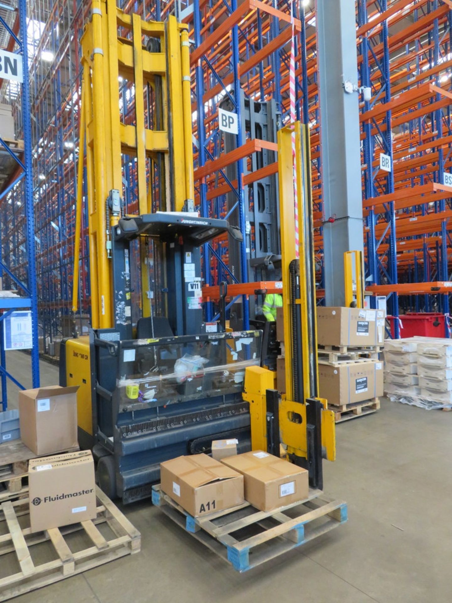 2008 JUNGHEINRICH MODEL EKX 515 1500KG ELECTRIC HIGH RACK STACKER TRUCK