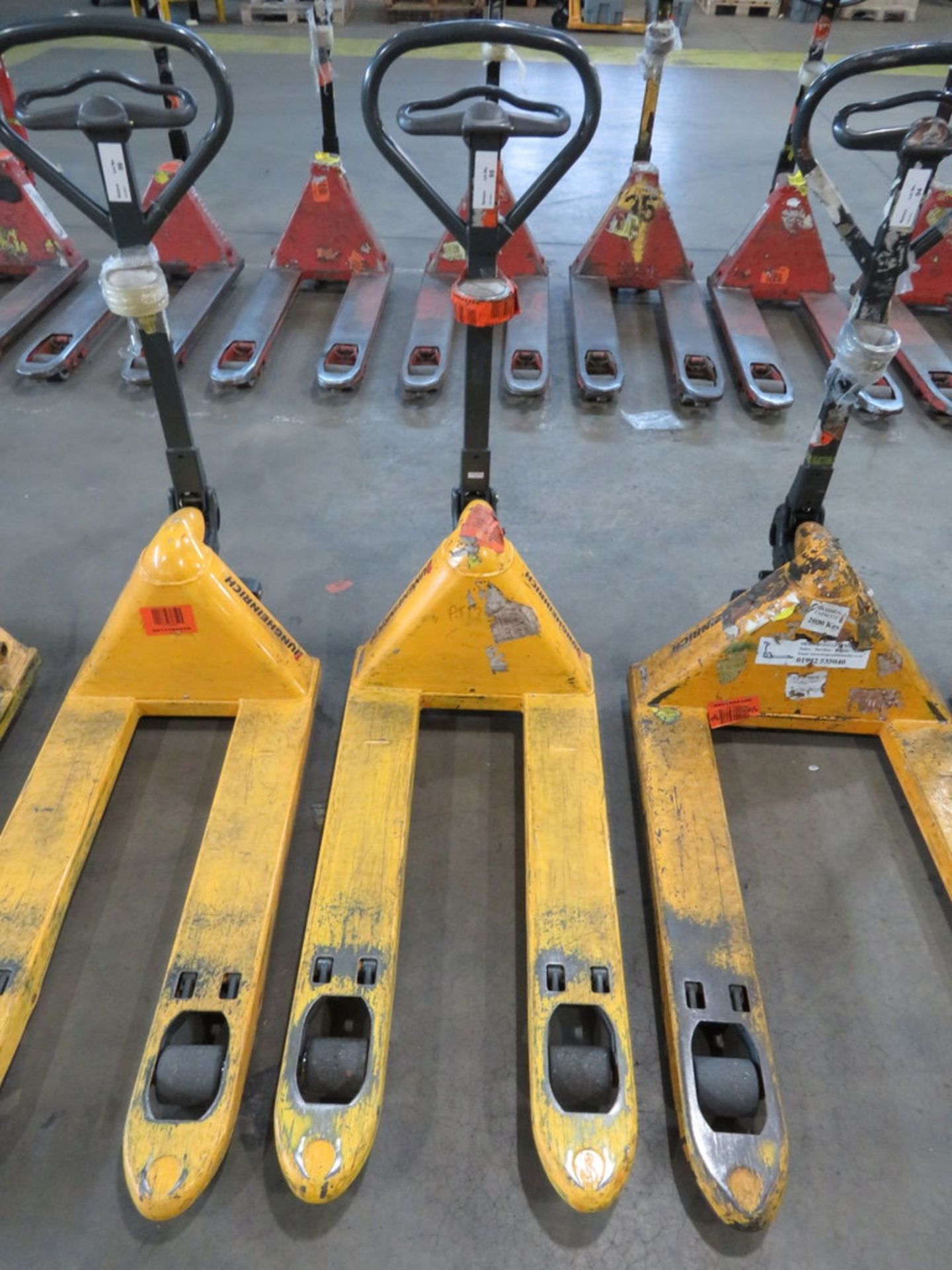 JUNGHEINRICH 2200KG PEDESTRIAN PALLET TRUCK