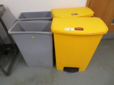 2 X RUBBERMAID COMMERCIAL PEDAL BINS AND 2 X OTHER WASTE BINS