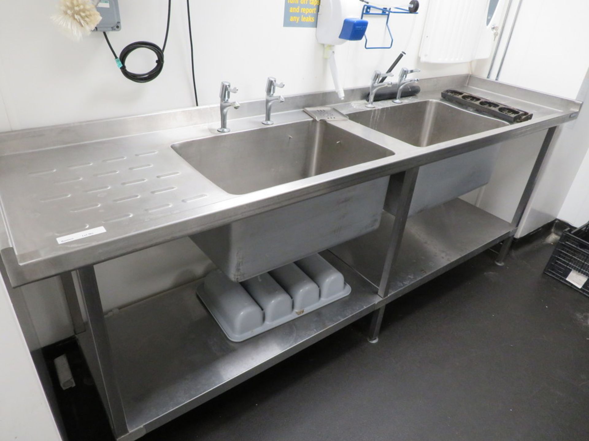 MOFFAT STAINLESS STEEL TWIN DEEP BOWL SINK UNIT WITH UNDERTIER