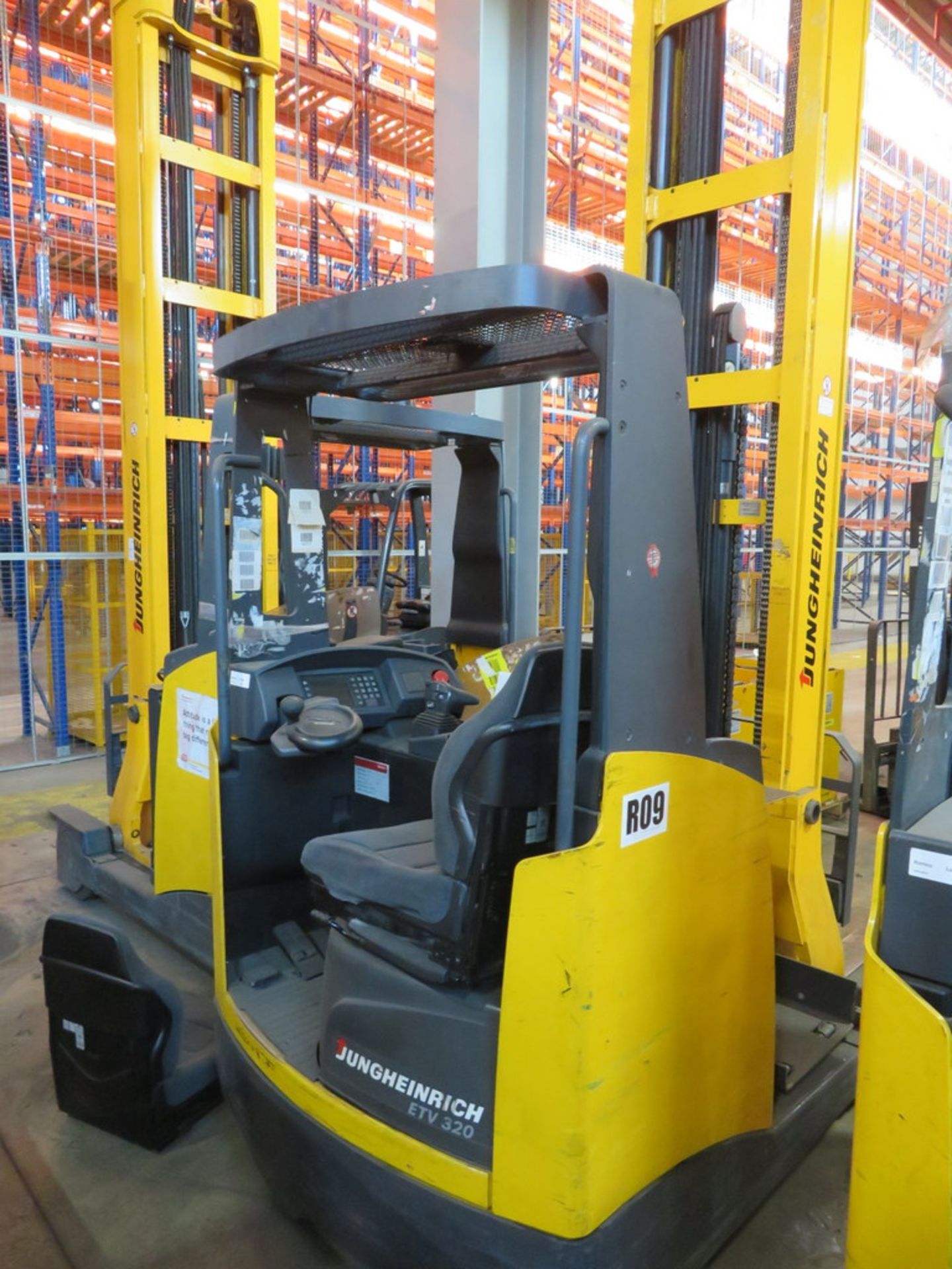 2008 JUNGHEINRICH MODEL ETV 320 2000KG ELECTRIC REACH TRUCK