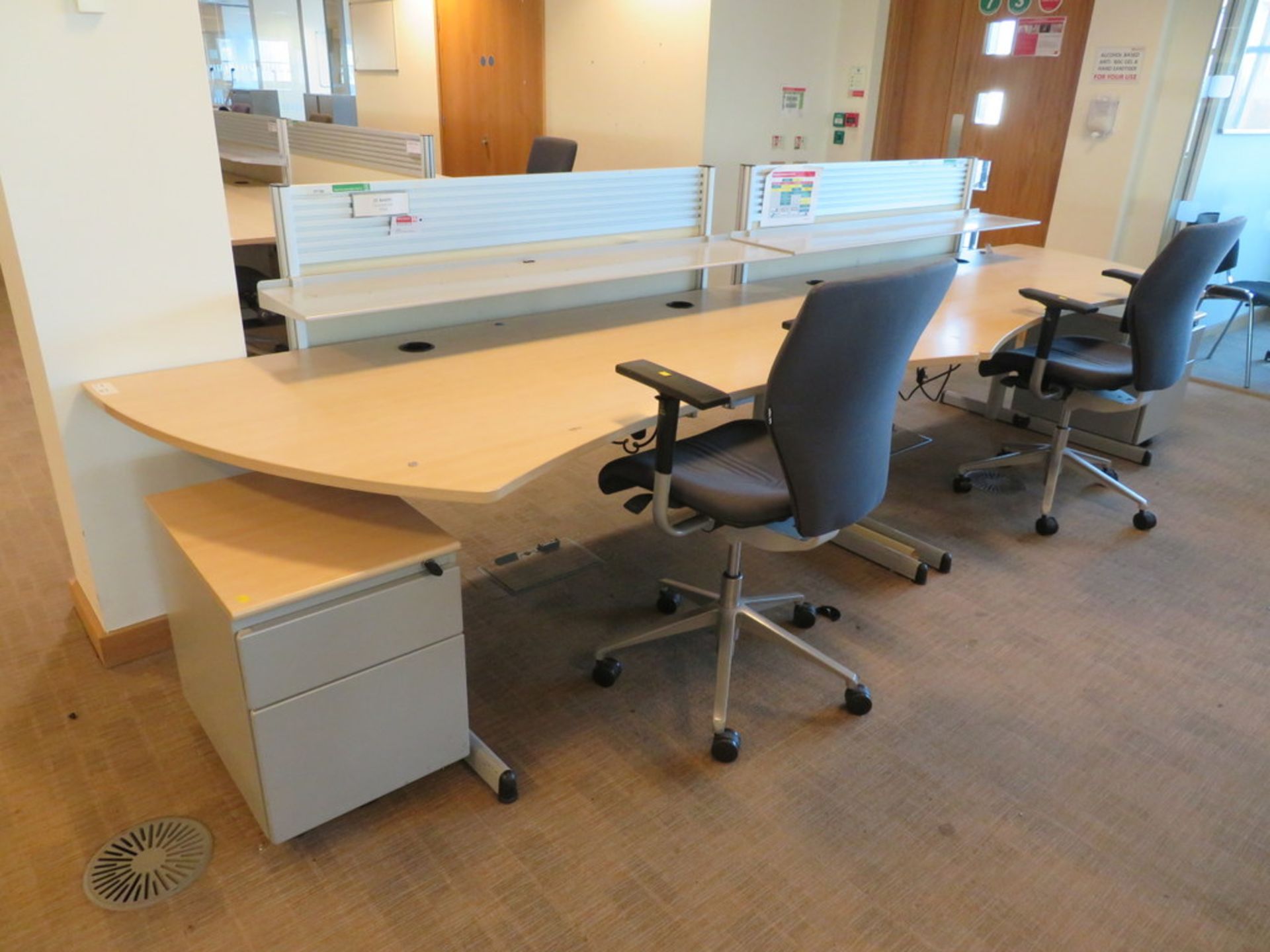 2 X LIGHTWOOD EFFECT CURVED FRONT OFFICE DESKS WITH DIVIDERS, 2 X SWIVEL