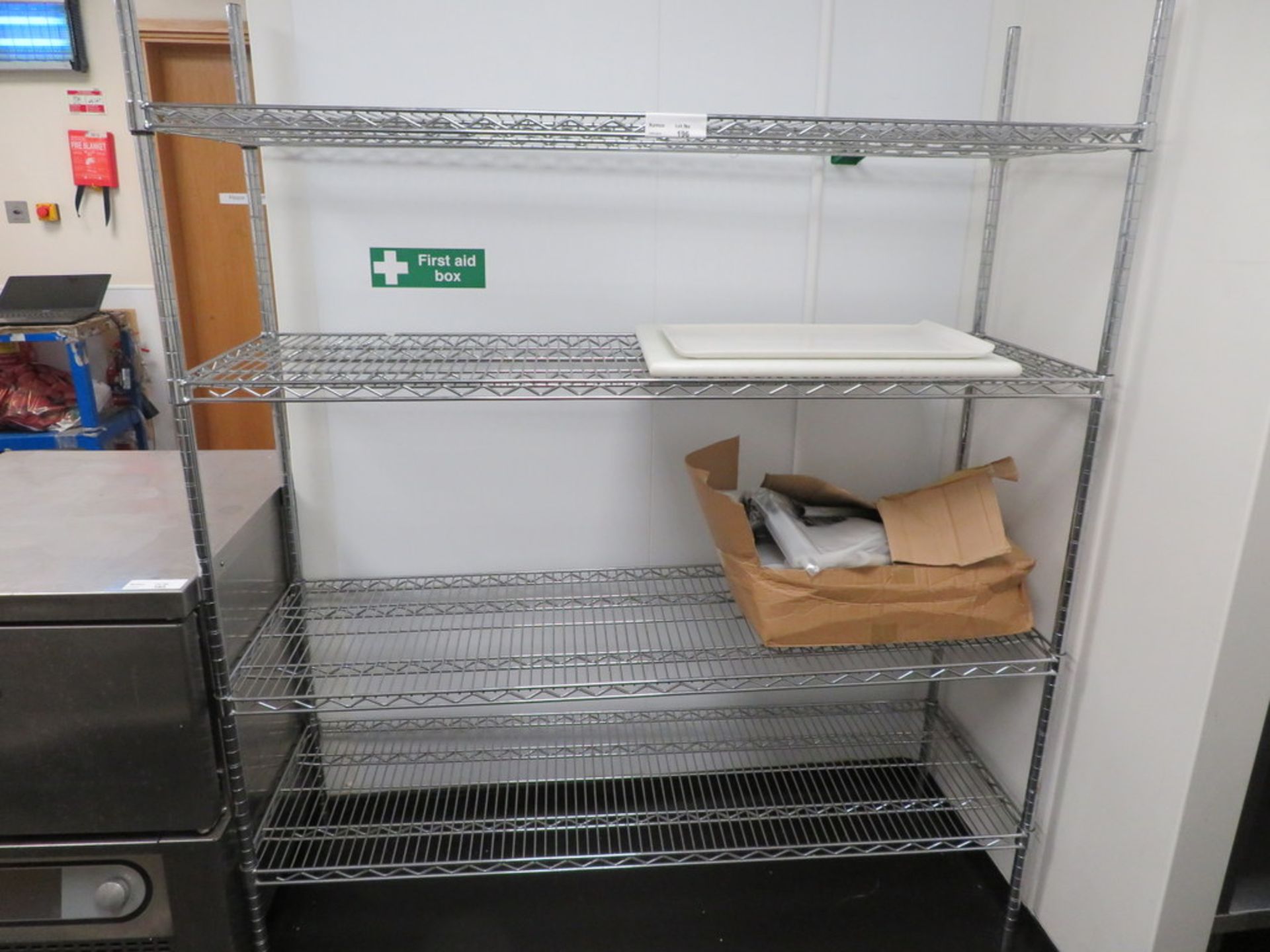 3 X COLLAPSIBLE CHROME WIRE RACKS AND QTY OF KITCHEN EQUIPMENT - Image 3 of 3