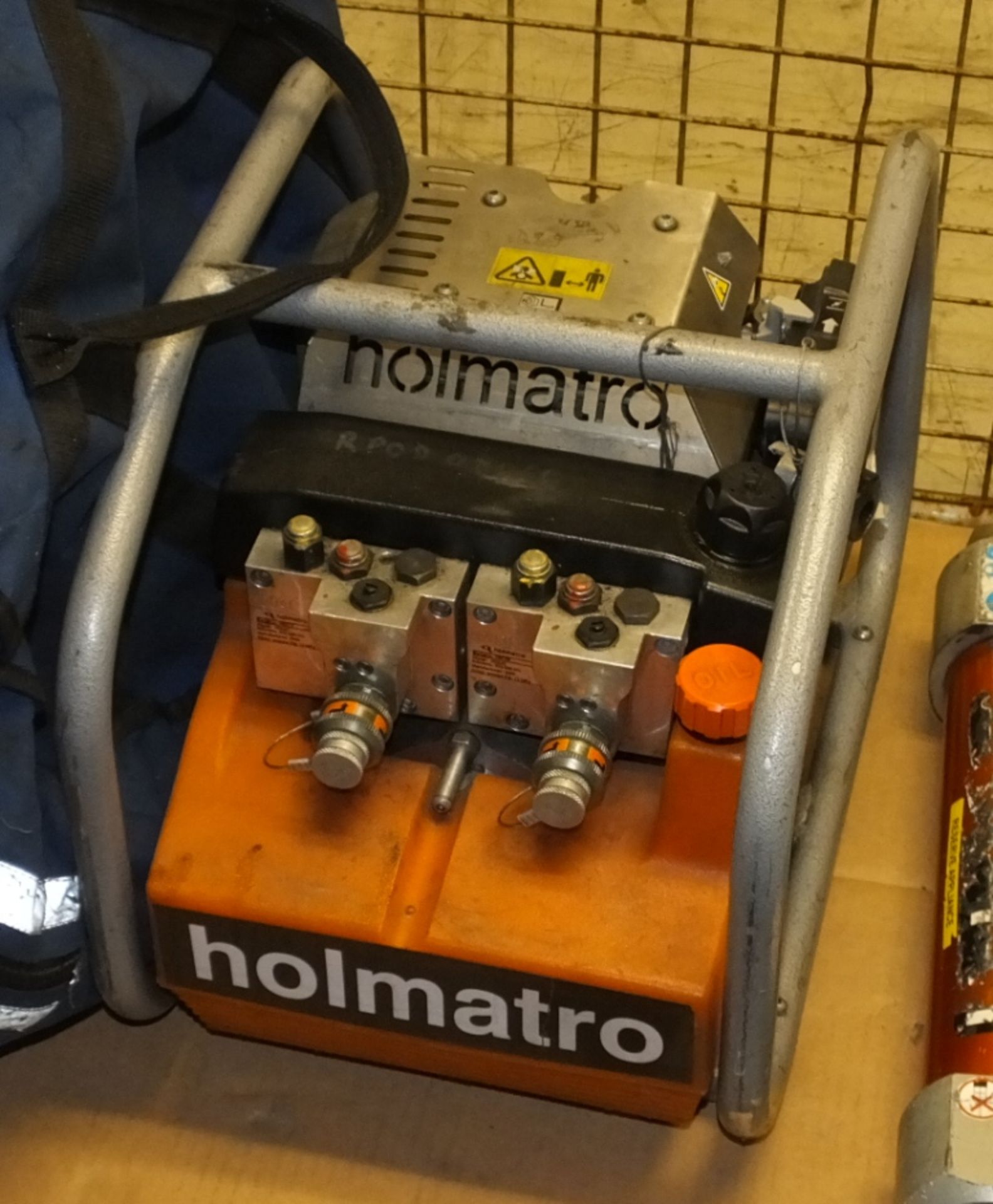 Holmatro Hydraulic Rescue Kit - Holmatro Petrol Powered Hydraulic Pack - PU30C, Hydraulic - Image 2 of 6