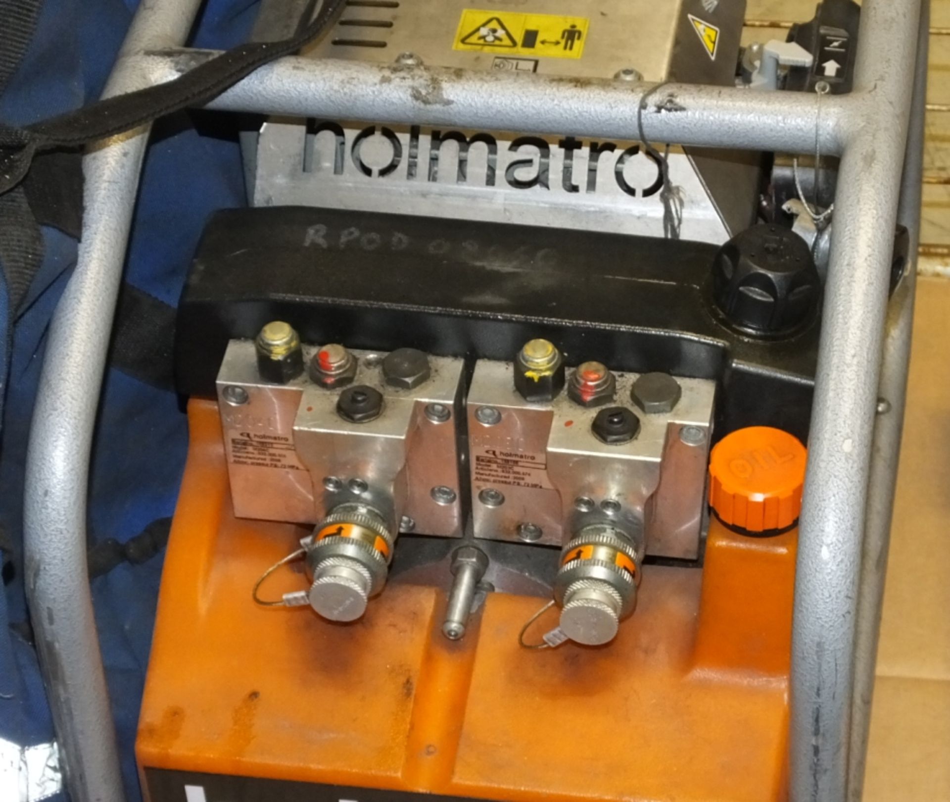 Holmatro Hydraulic Rescue Kit - Holmatro Petrol Powered Hydraulic Pack - PU30C, Hydraulic - Image 3 of 6