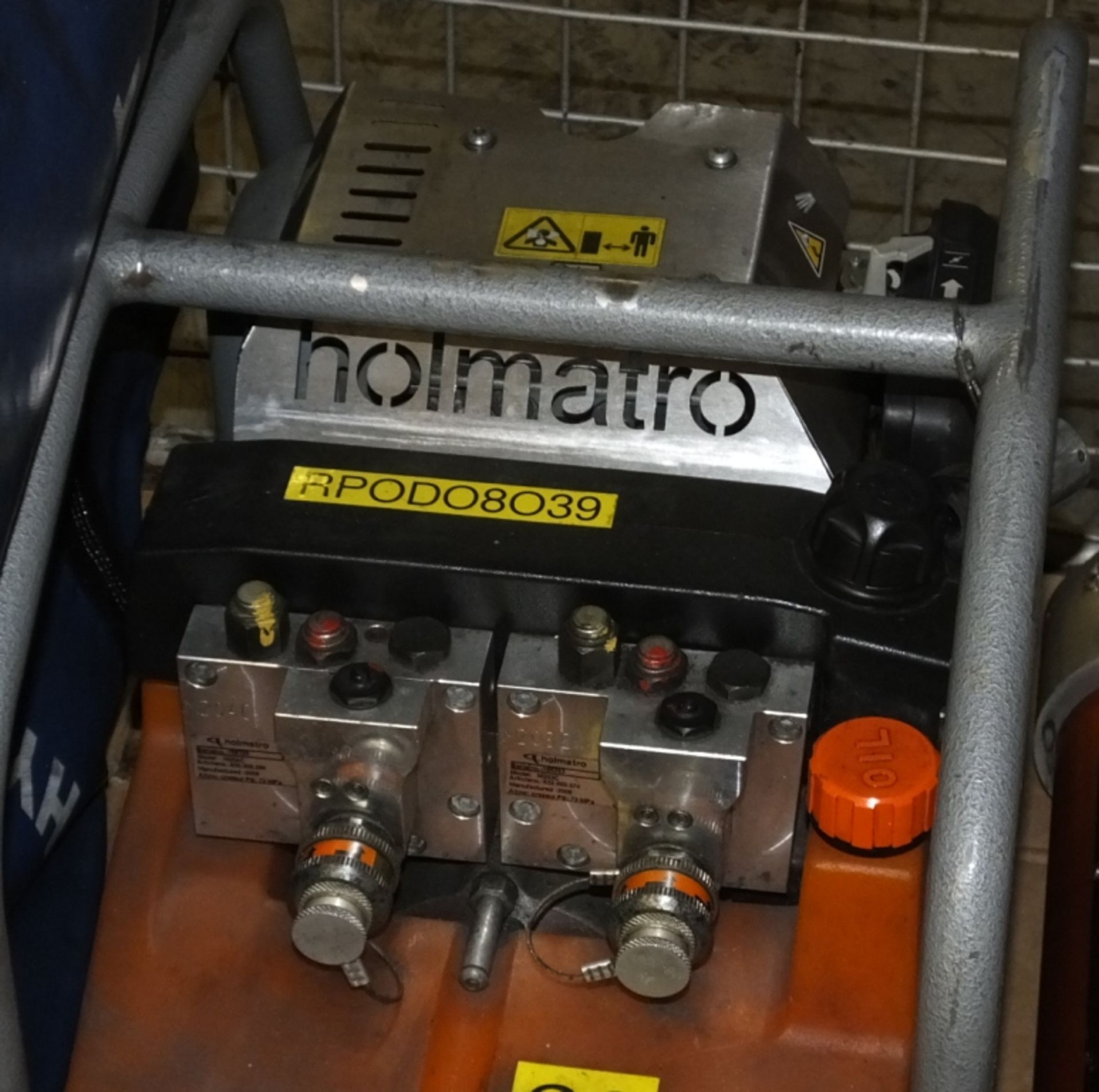 Holmatro Hydraulic Rescue Kit - Holmatro Petrol Powered Hydraulic Pack - PU30C, Hydraulic - Image 3 of 6