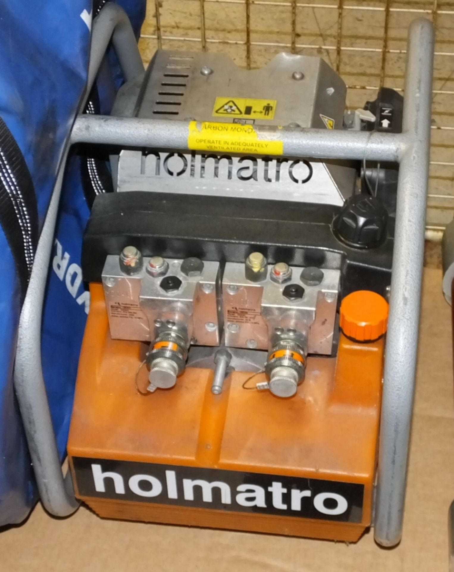 Holmatro Hydraulic Rescue Kit - Holmatro Petrol Powered Hydraulic Pack - PU30C, Hydraulic - Image 2 of 6