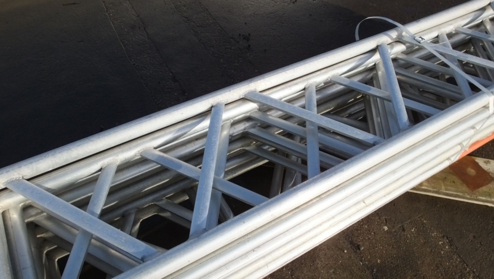 10x 8M Layher Ladder Beams - Staging Board sections - Unit Beam SS400 8.0M - Image 4 of 6