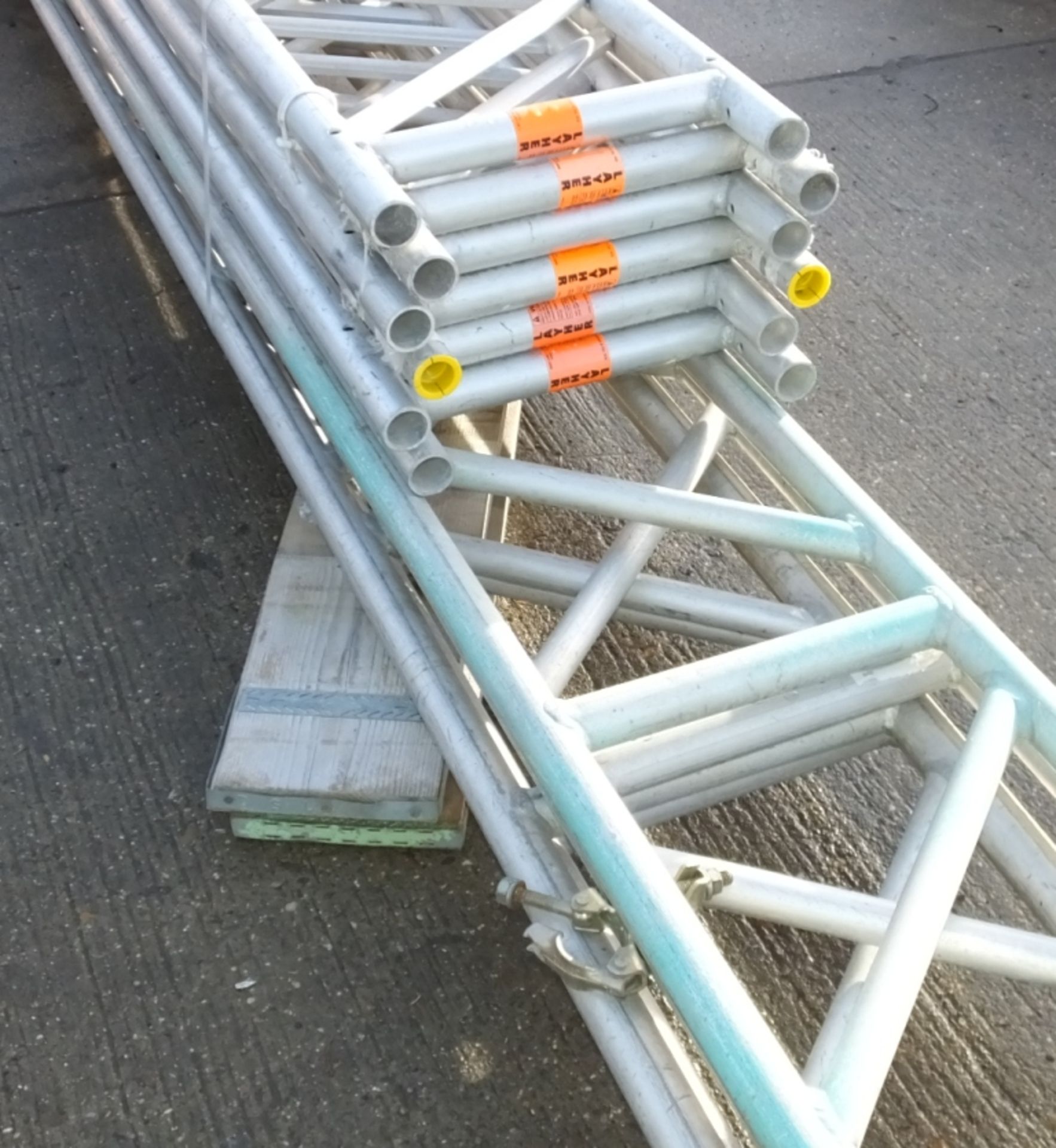 4x 8M Layher Ladder Beams - Staging Board sections - Unit Beam SS400 8.0M, 6x 6M Layher La - Image 5 of 5