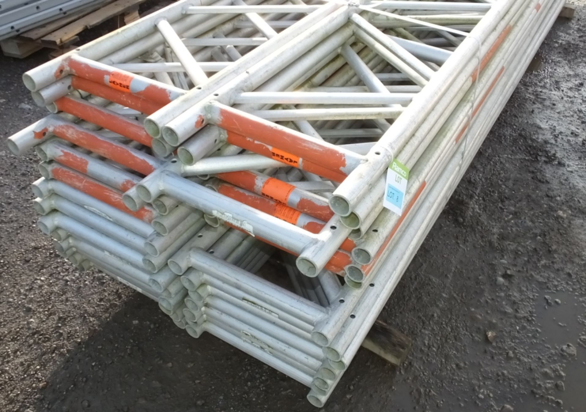 28x 4M Layher Ladder Beams - Staging Board sections - Unit Beam SS400 8.0M - Image 2 of 5