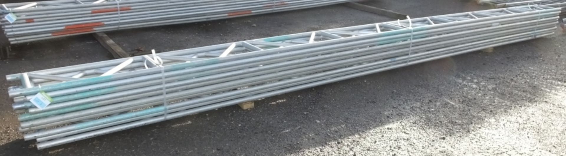 10x 8M Layher Ladder Beams - Staging Board sections - Unit Beam SS400 8.0M