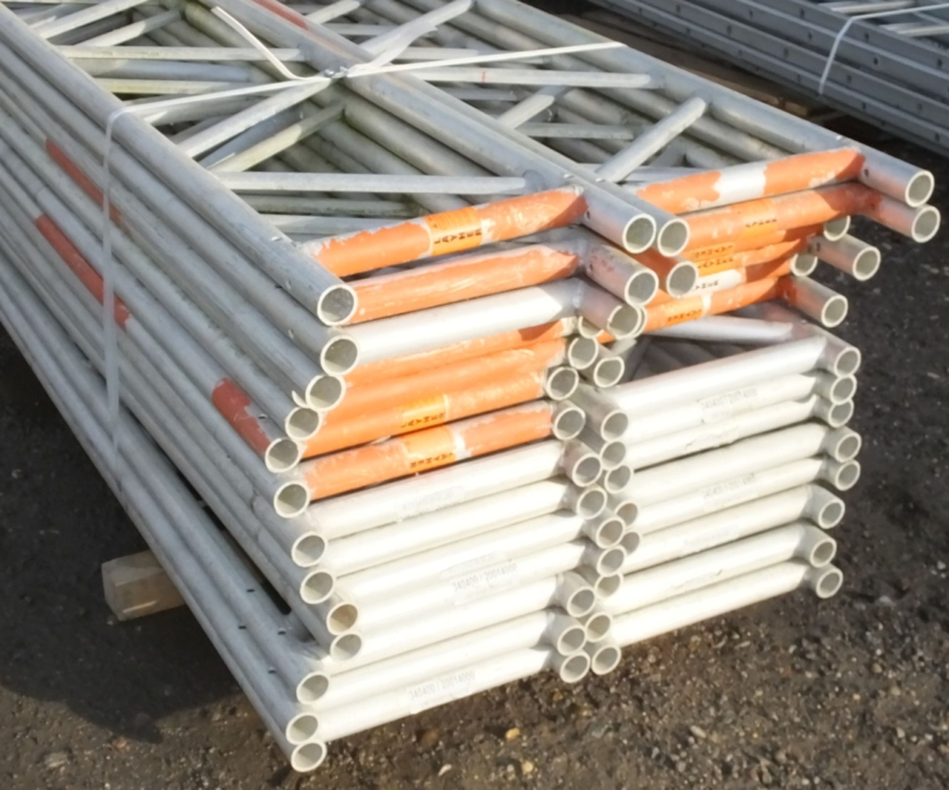 28x 4M Layher Ladder Beams - Staging Board sections - Unit Beam SS400 8.0M - Image 4 of 5