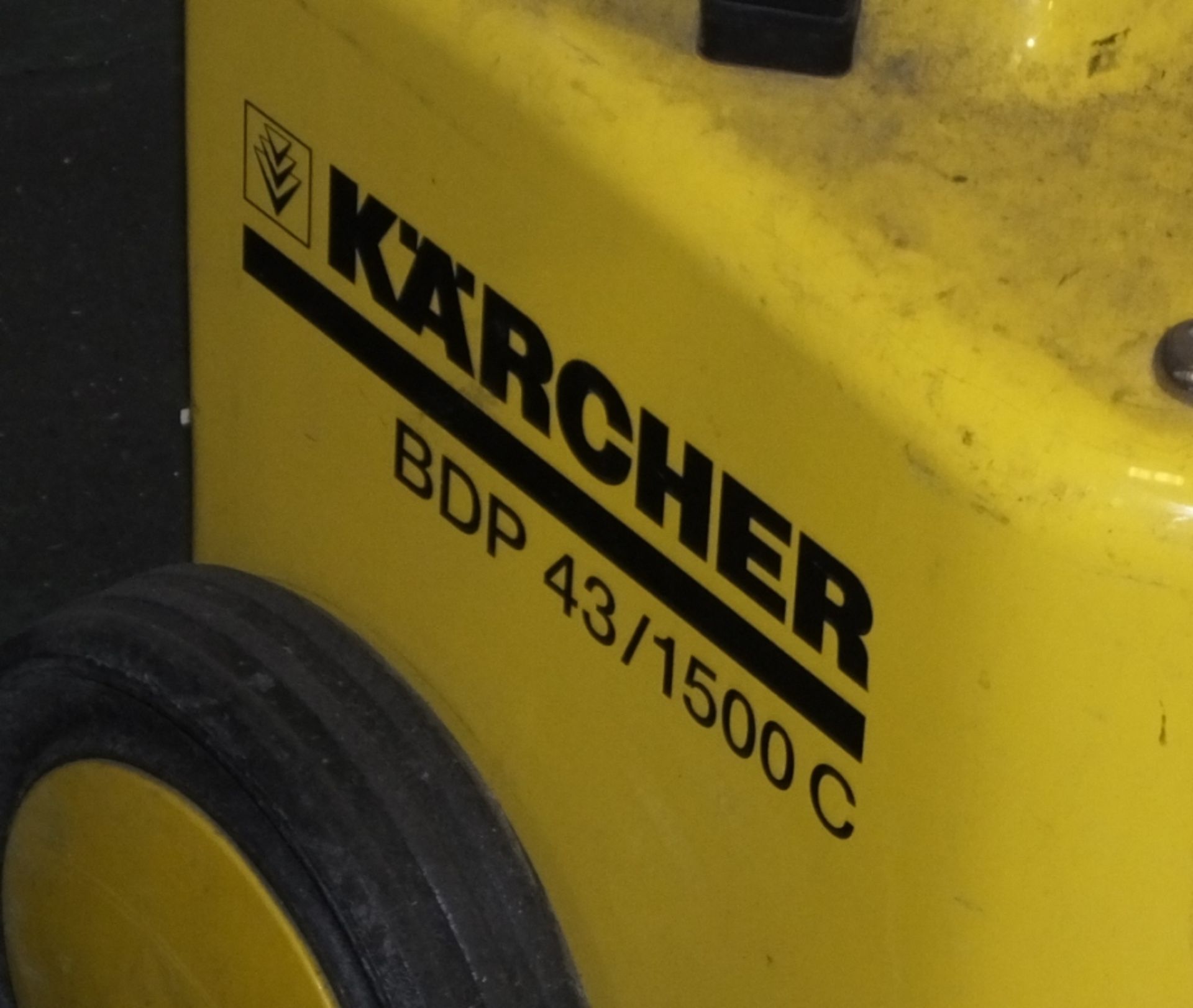 Karcher BDP 43 / 1500C floor buffer - Bild 3 aus 3